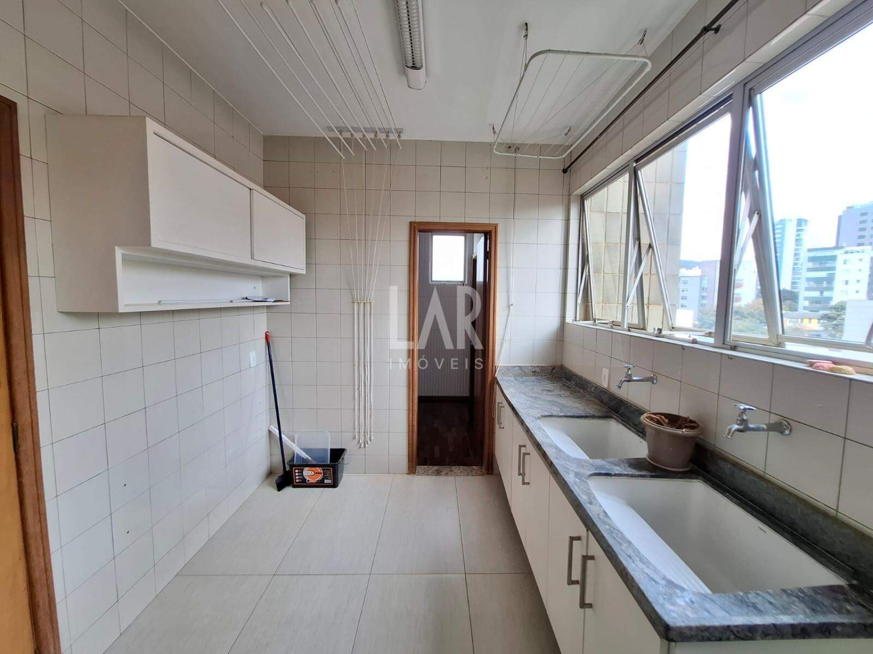 Apartamento de 4 quartos à venda, São Pedro, Belo Horizonte - MG