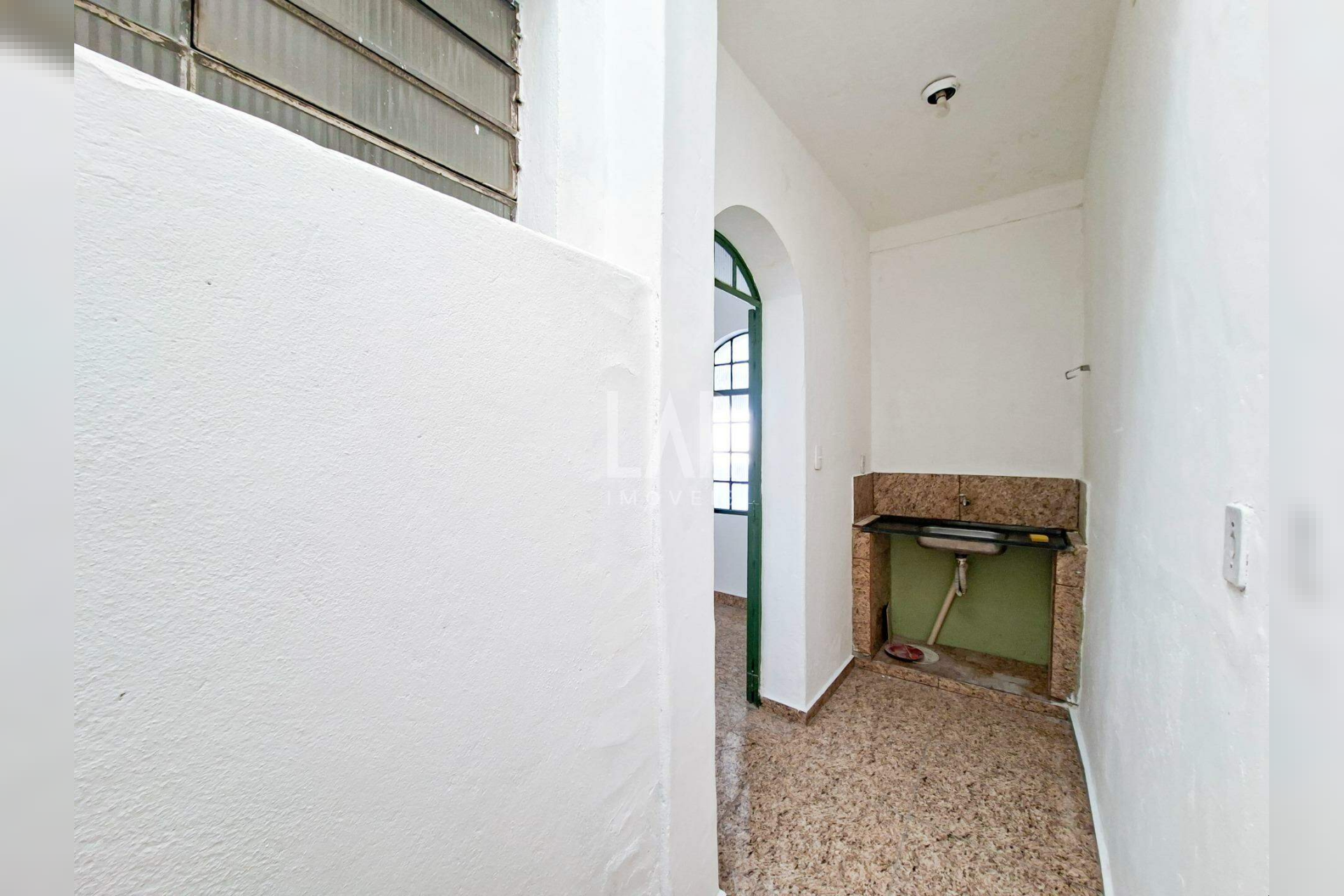 Casa de 4 quartos para alugar, Cachoeirinha, Belo Horizonte - MG