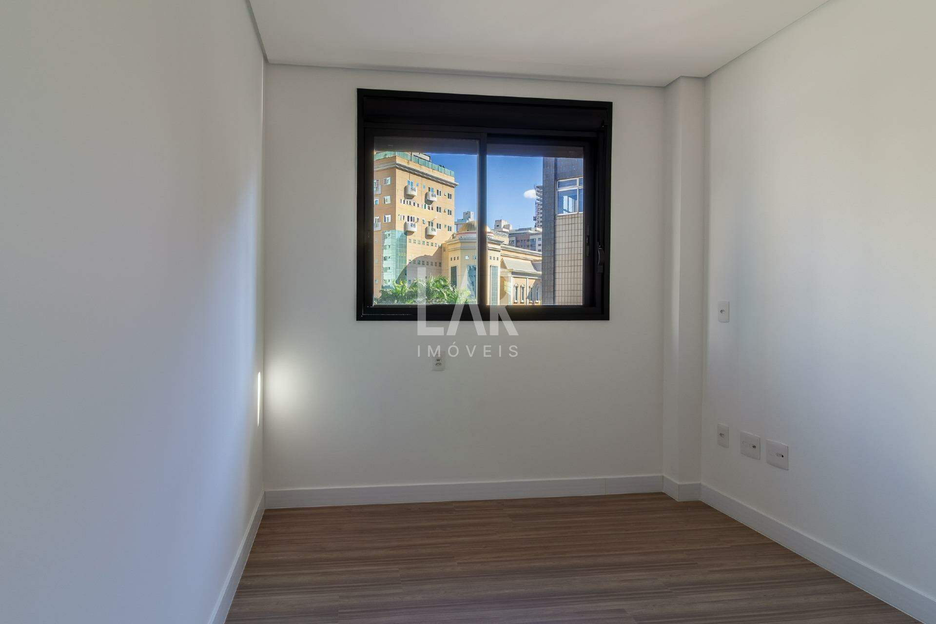 Apartamento de 2 quartos à venda, Lourdes, Belo Horizonte - MG