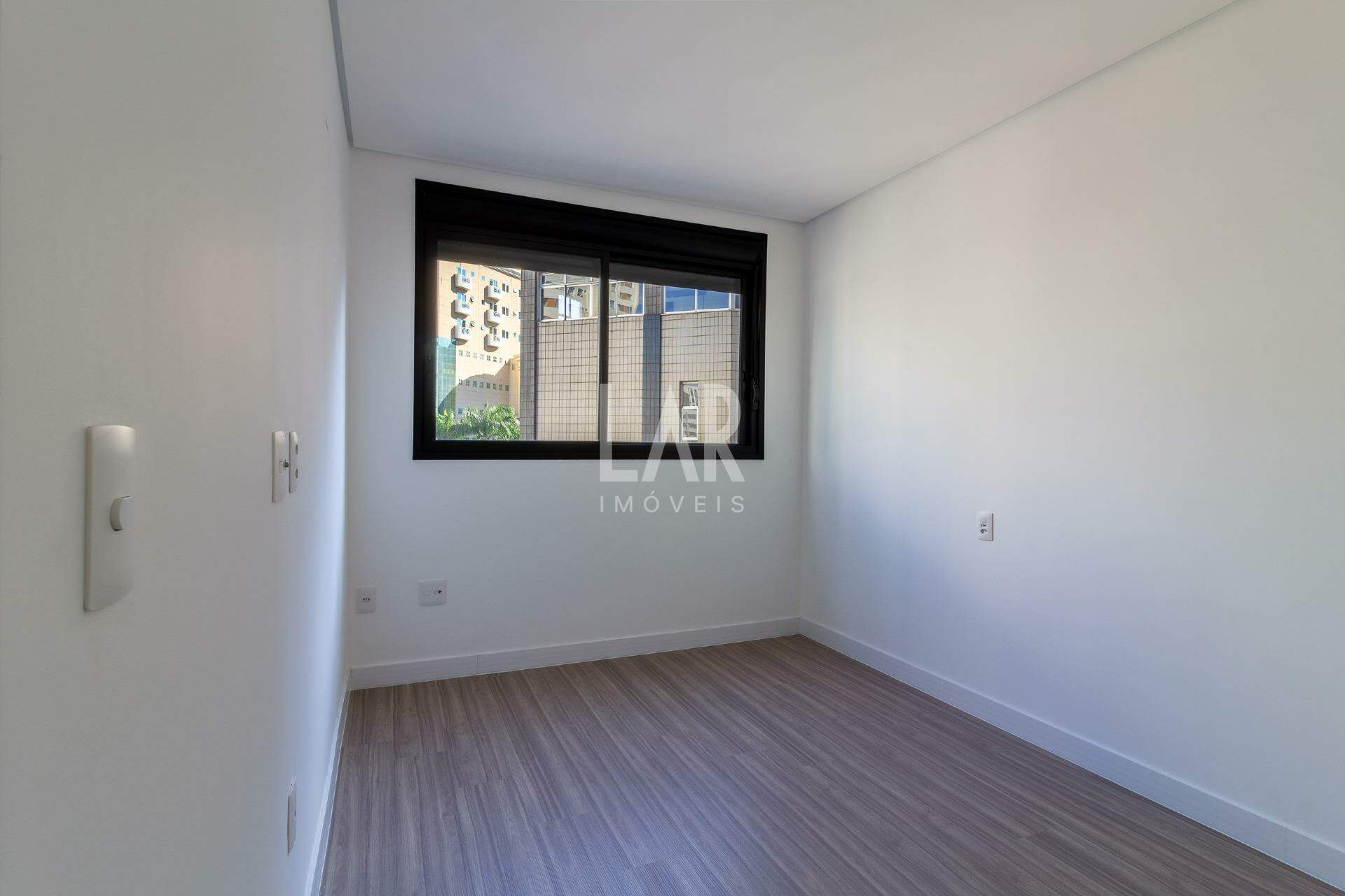 Apartamento de 2 quartos à venda, Lourdes, Belo Horizonte - MG
