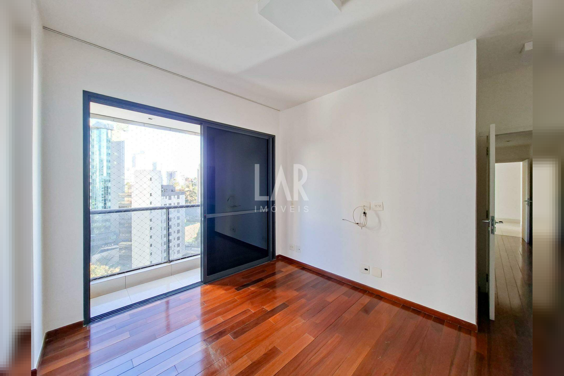 Apartamento de 4 quartos para alugar, Belvedere, Belo Horizonte - MG