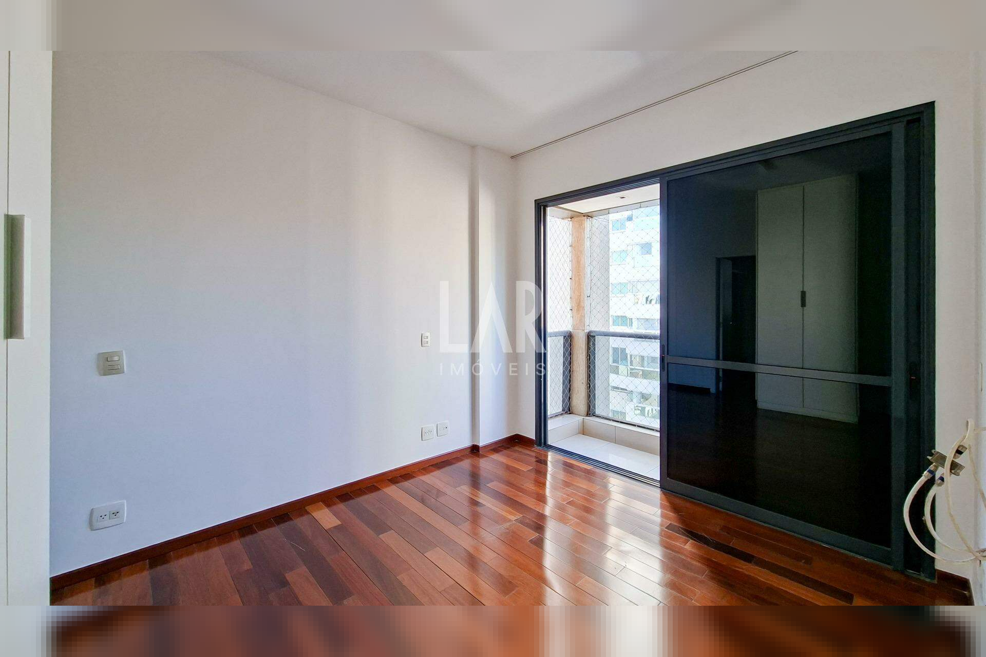 Apartamento de 4 quartos para alugar, Belvedere, Belo Horizonte - MG