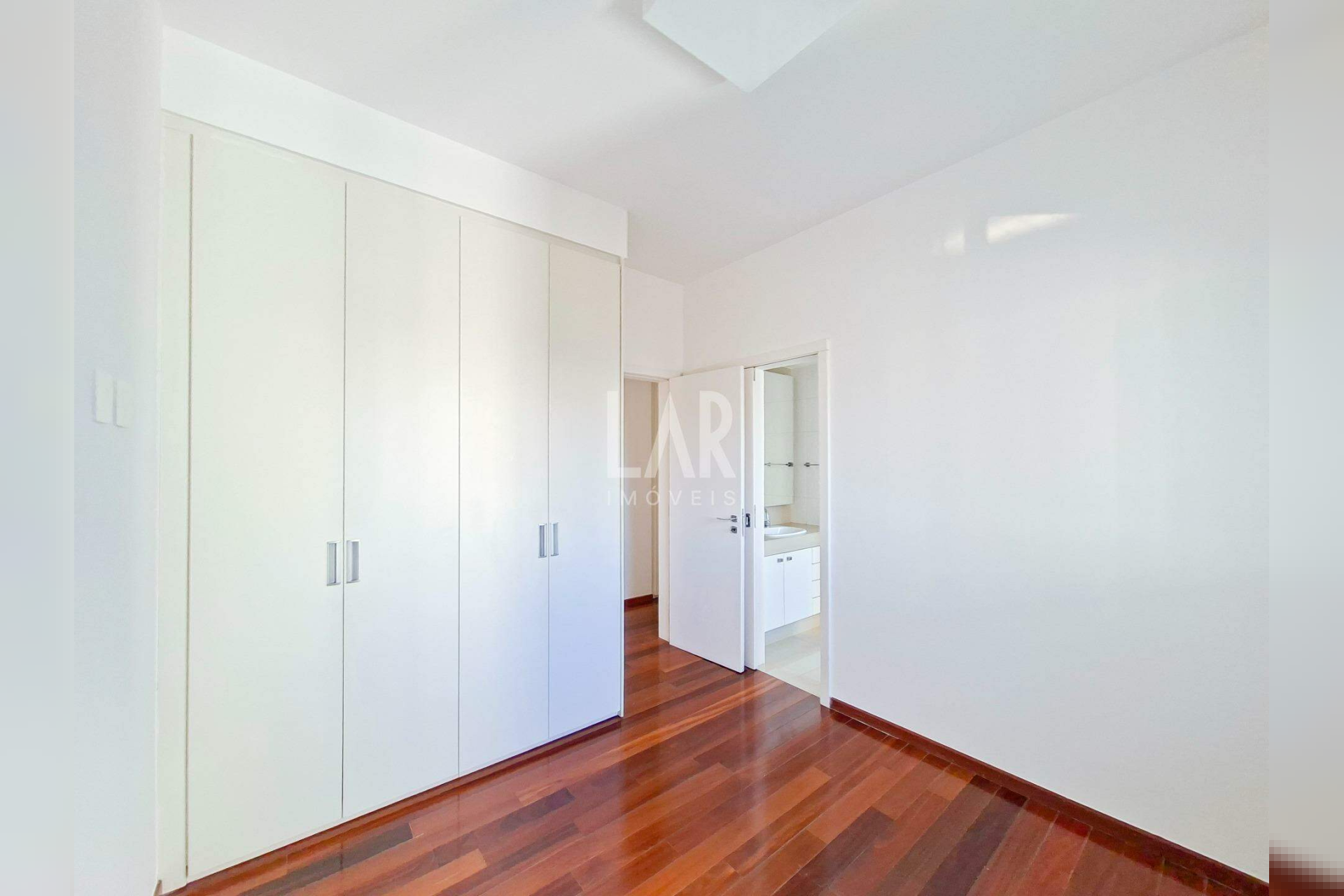 Apartamento de 4 quartos para alugar, Belvedere, Belo Horizonte - MG