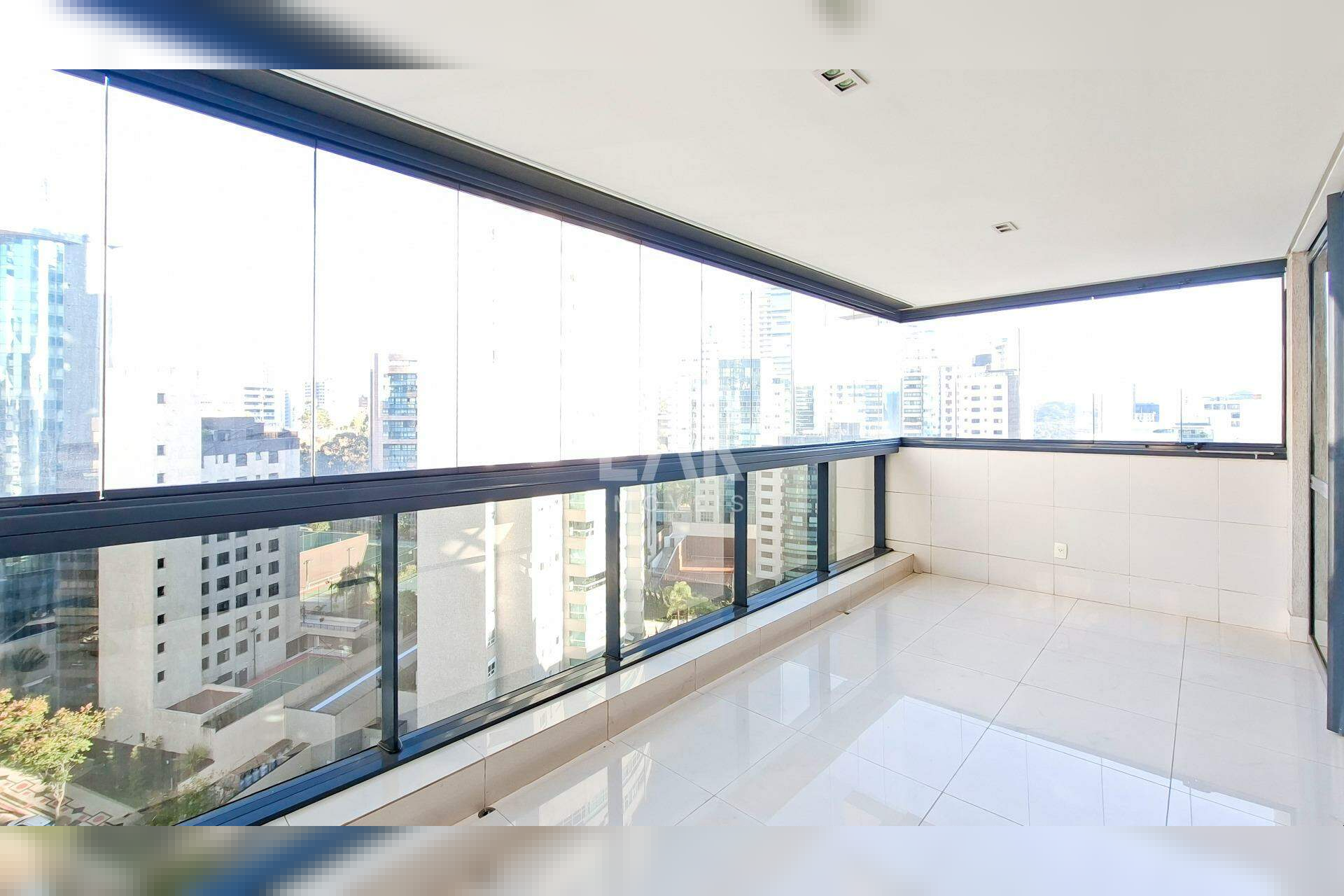 Apartamento de 4 quartos para alugar, Belvedere, Belo Horizonte - MG