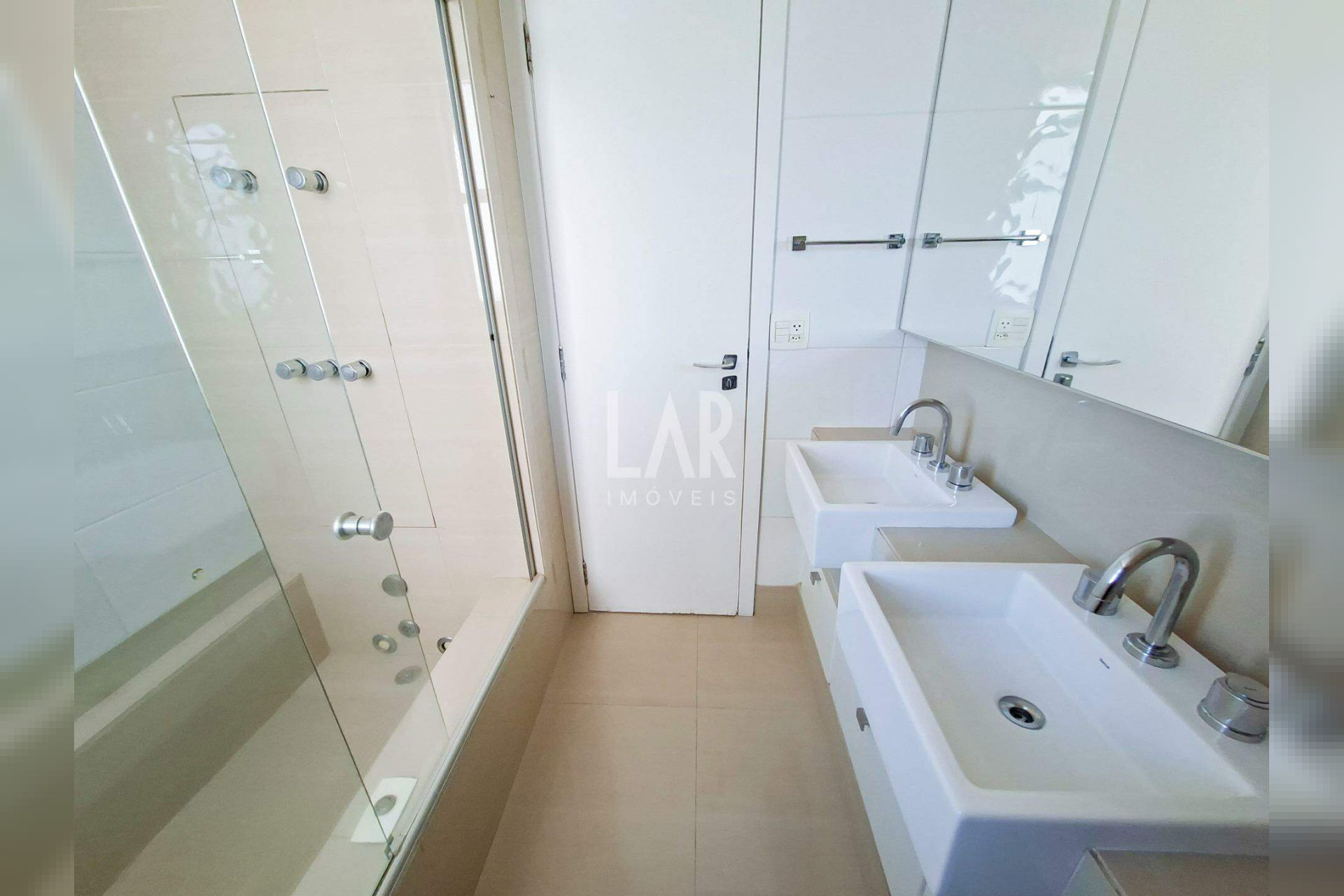 Apartamento de 4 quartos para alugar, Belvedere, Belo Horizonte - MG