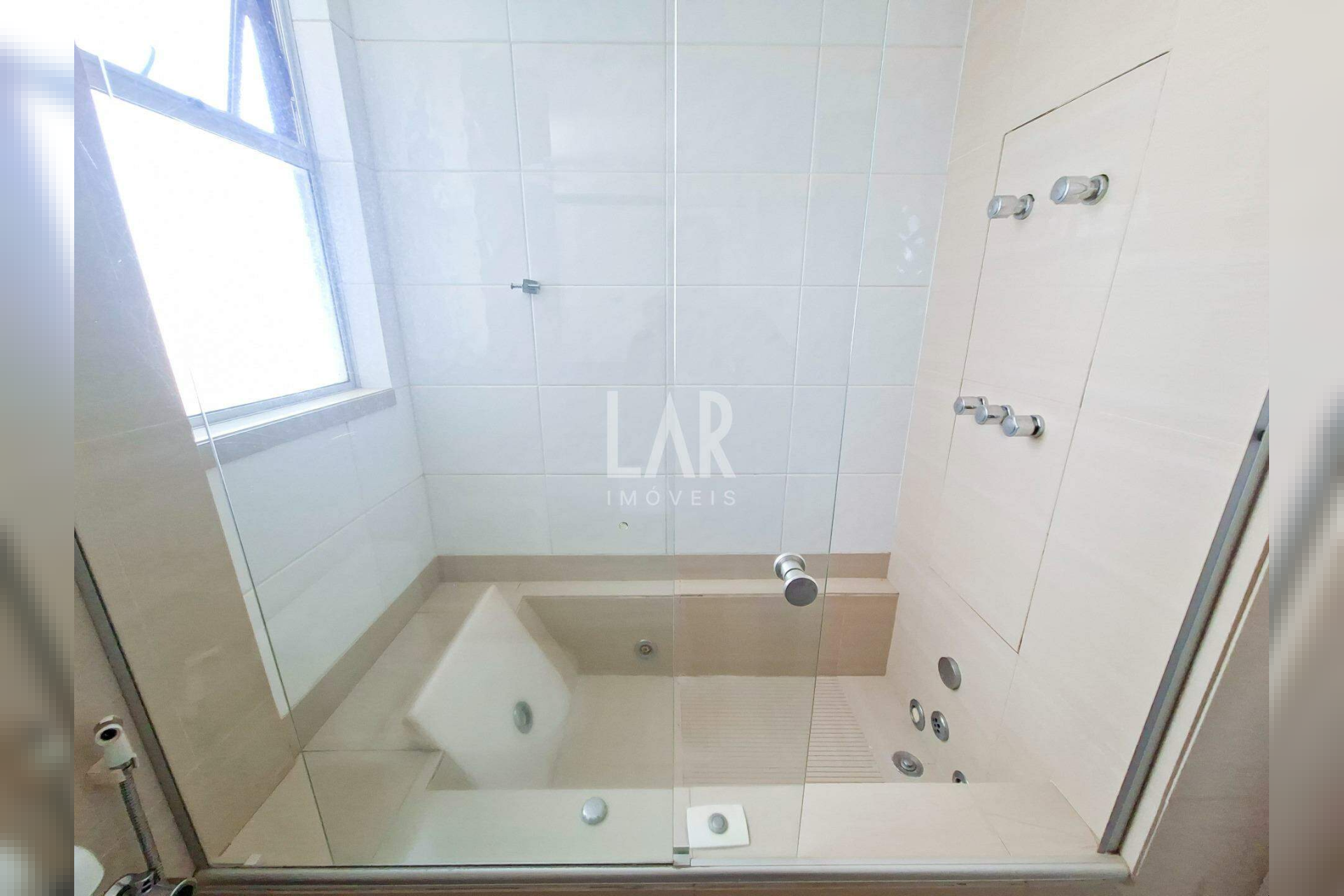 Apartamento de 4 quartos para alugar, Belvedere, Belo Horizonte - MG
