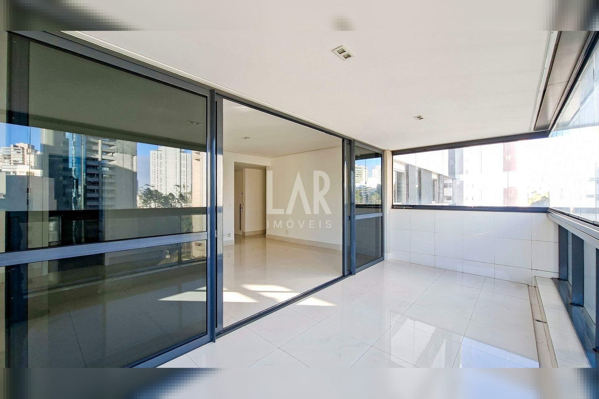 Apartamento de 4 quartos para alugar, Belvedere, Belo Horizonte - MG