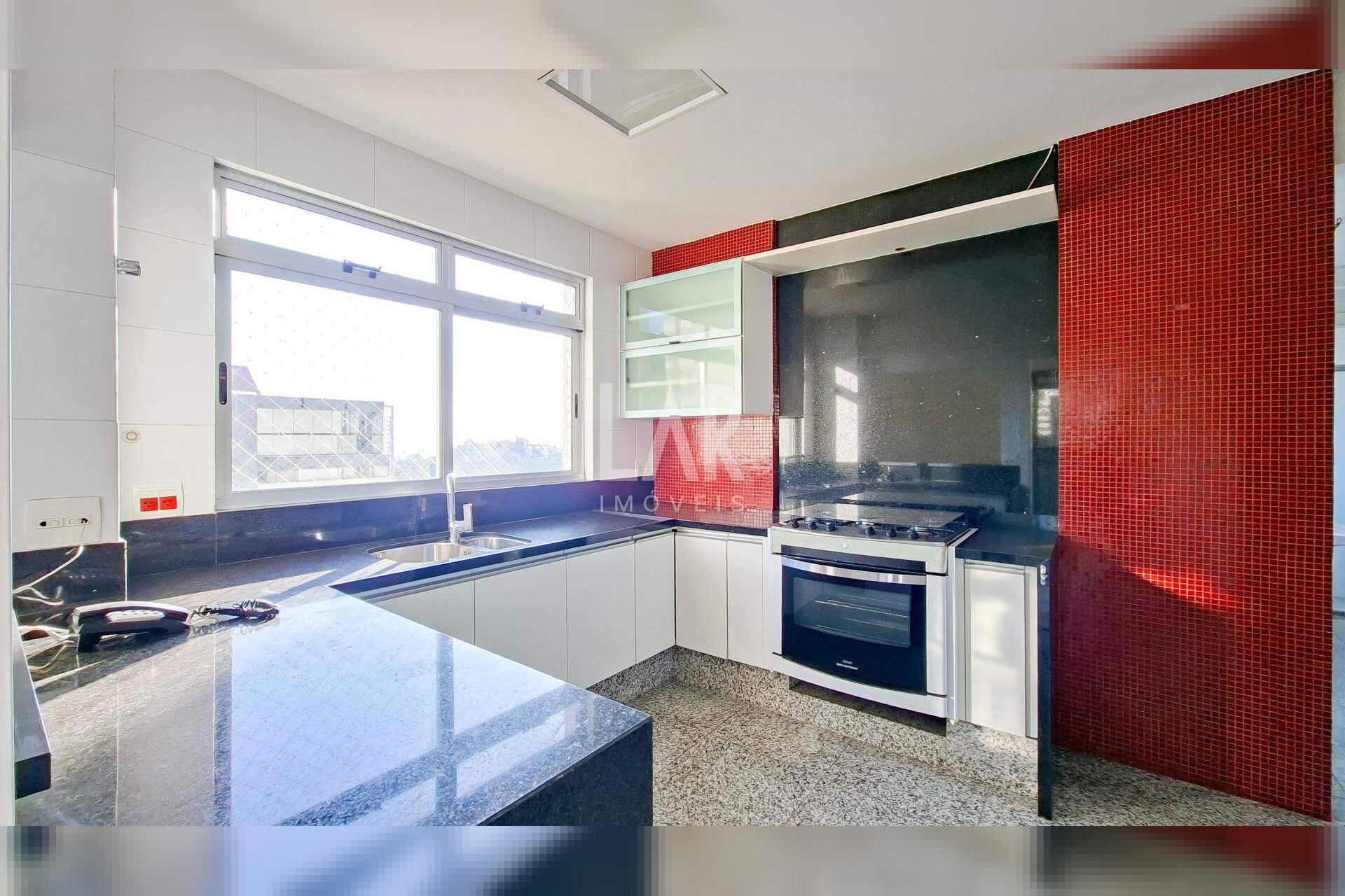 Apartamento de 4 quartos para alugar, Belvedere, Belo Horizonte - MG