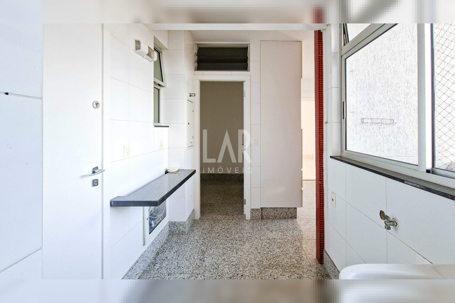 Apartamento de 4 quartos para alugar, Belvedere, Belo Horizonte - MG