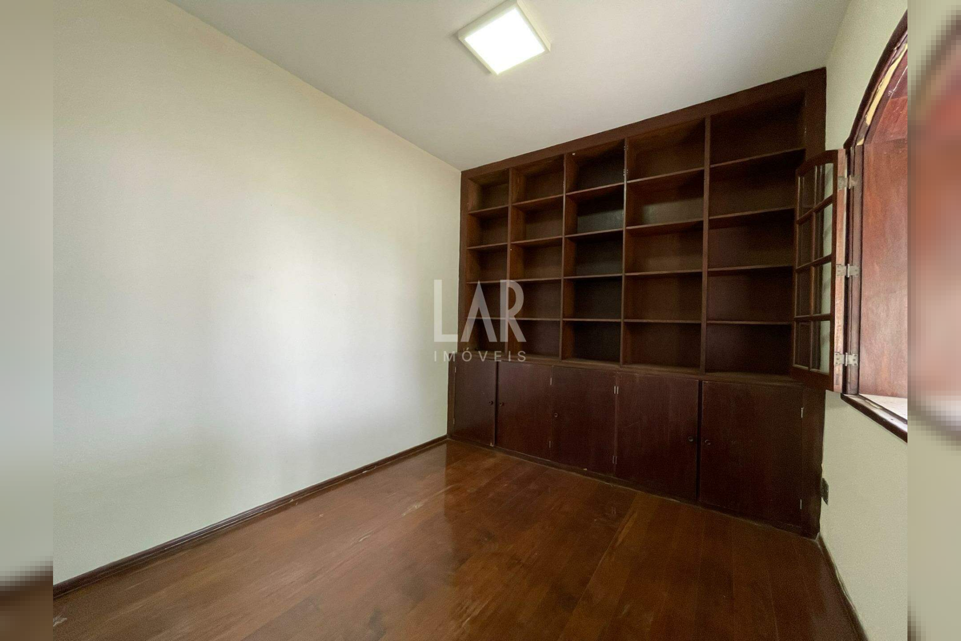 Casa de 4 quartos à venda, São Luiz, Belo Horizonte - MG