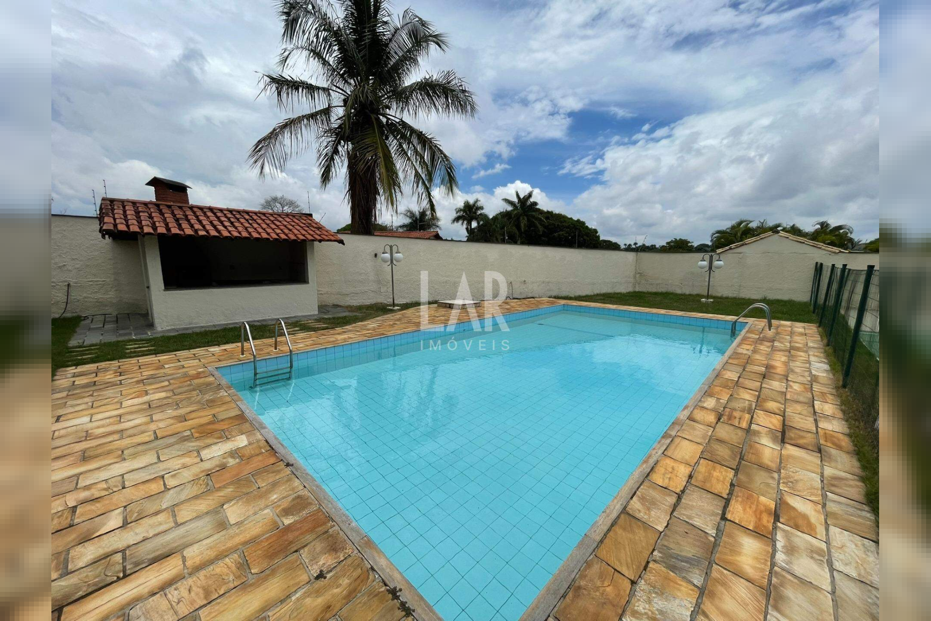 Casa de 4 quartos à venda, São Luiz, Belo Horizonte - MG