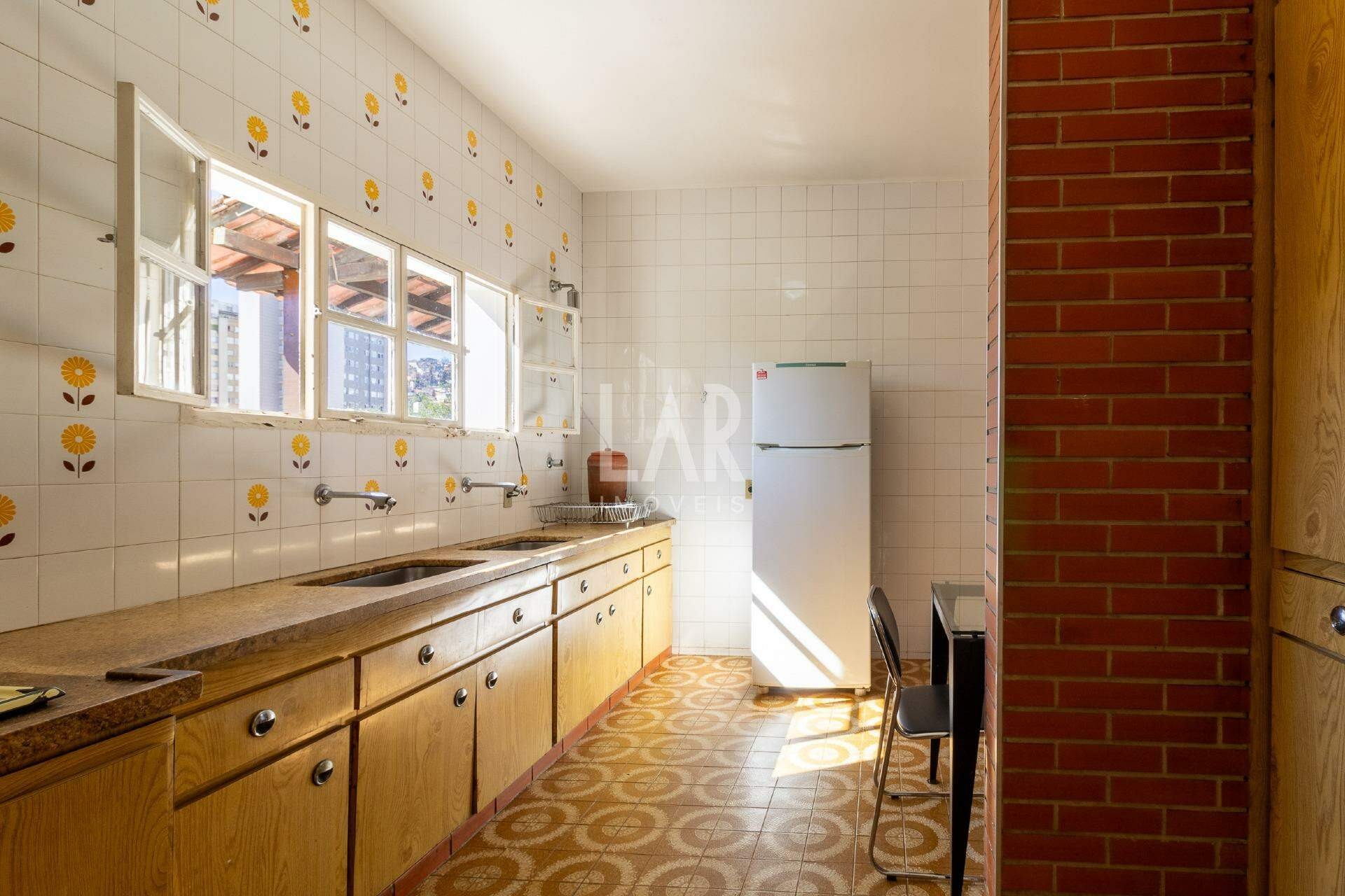 Casa de 6 quartos à venda, Coração de Jesus, Belo Horizonte - MG