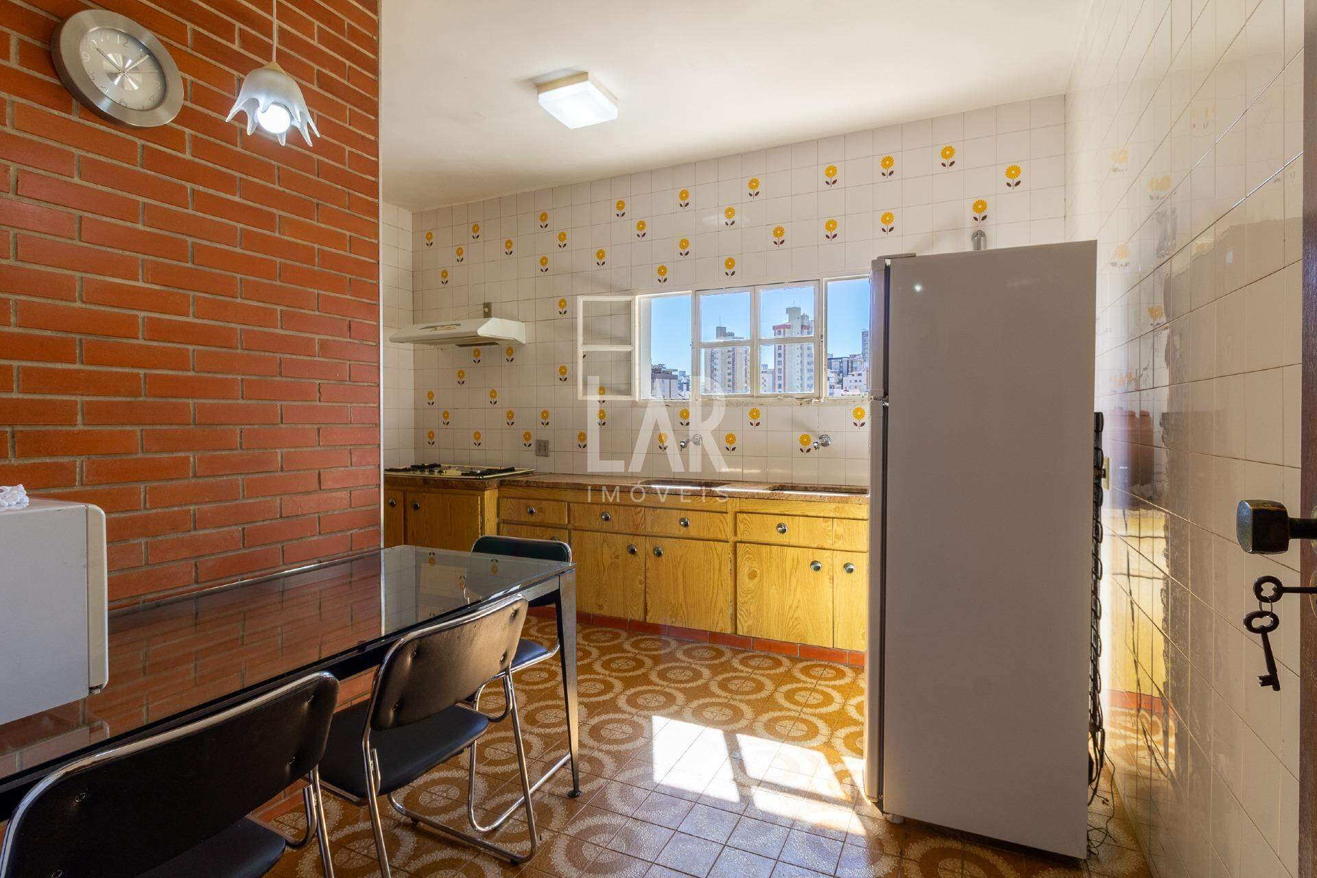 Casa de 6 quartos à venda, Coração de Jesus, Belo Horizonte - MG