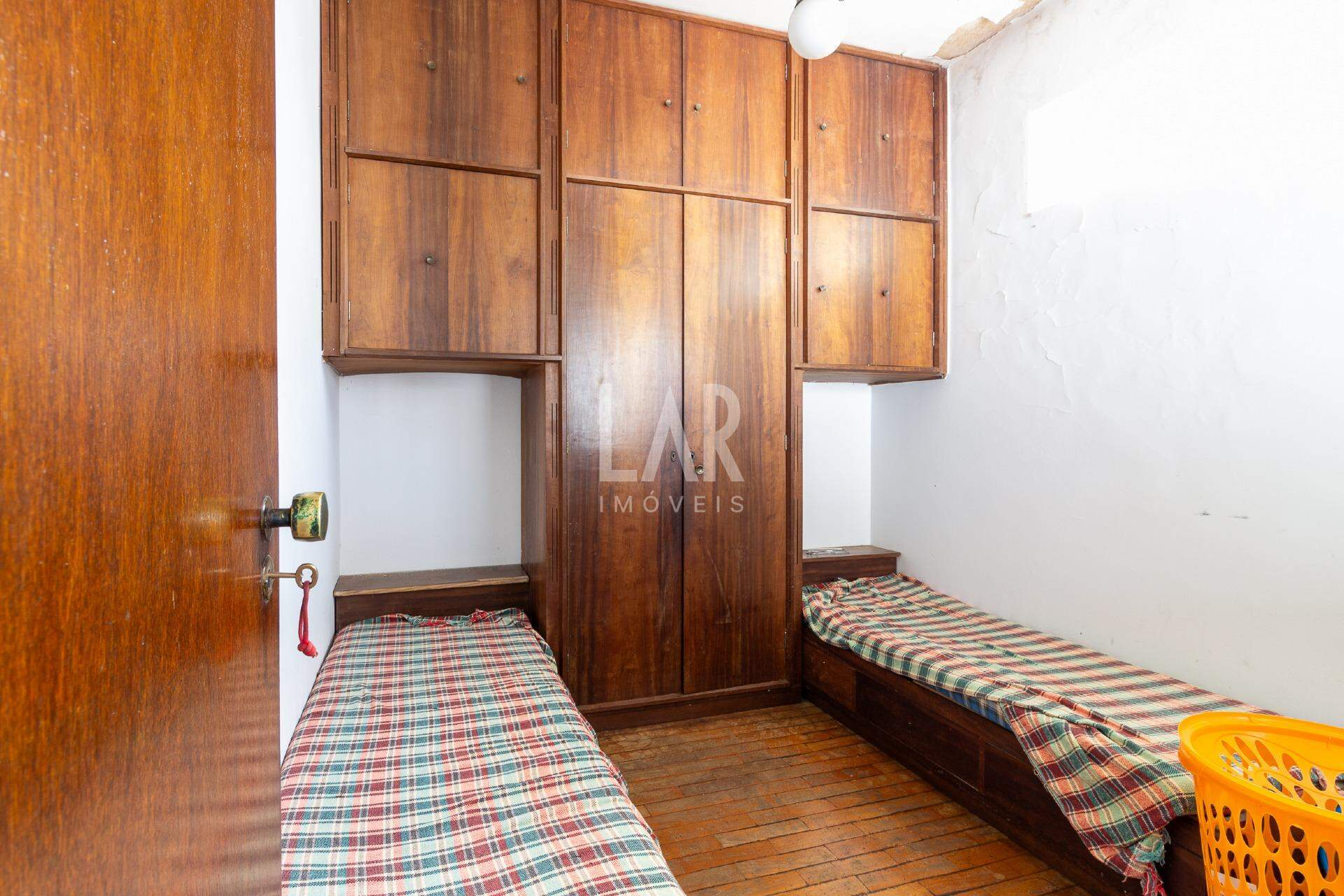 Casa de 6 quartos à venda, Coração de Jesus, Belo Horizonte - MG