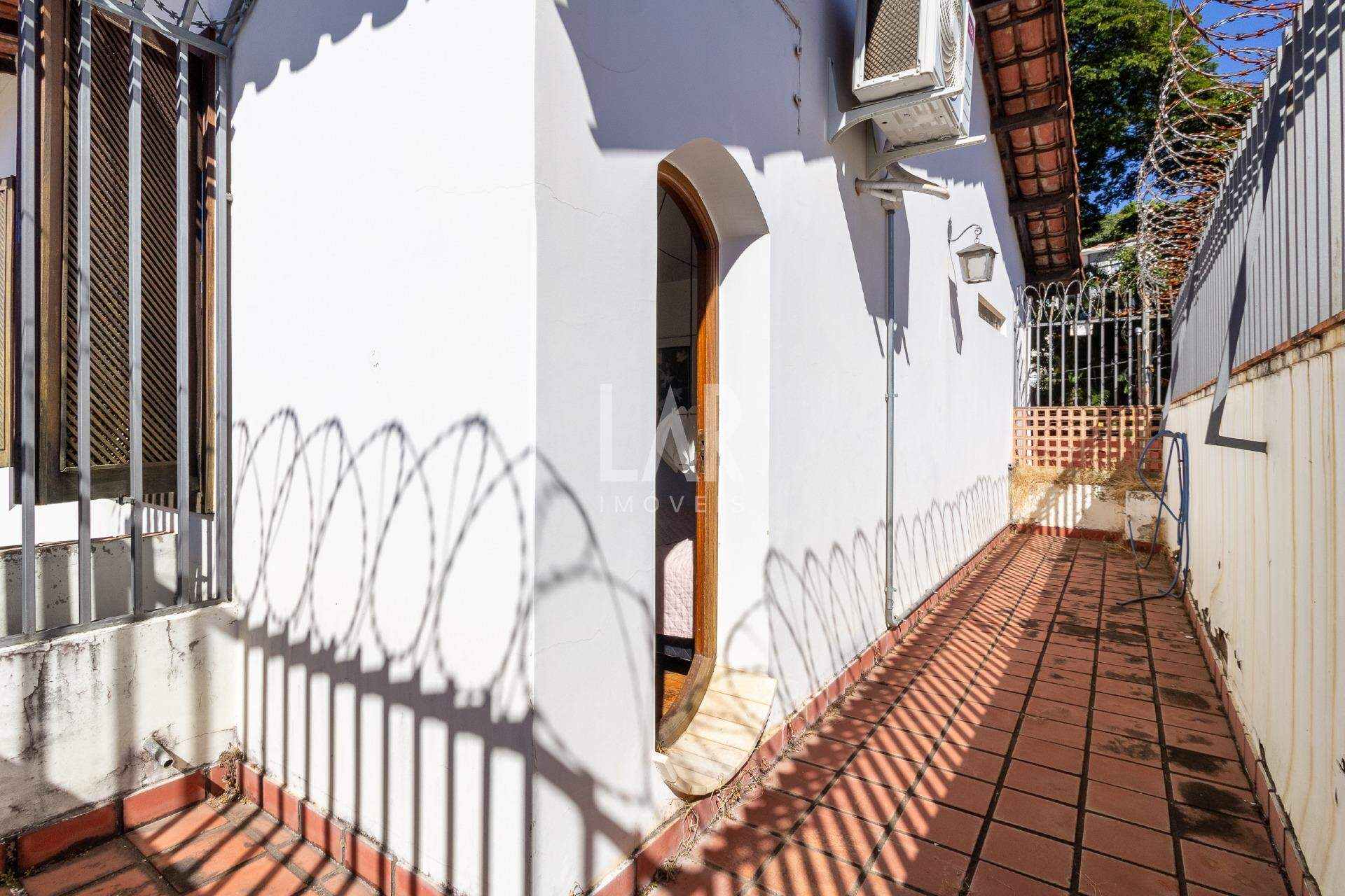 Casa de 6 quartos à venda, Coração de Jesus, Belo Horizonte - MG