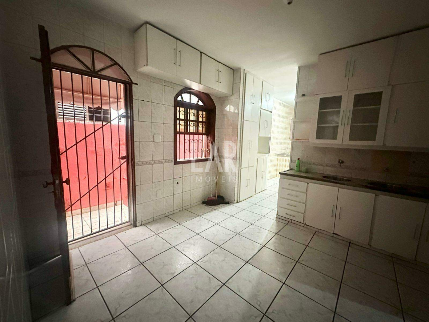 Casa de 5 quartos à venda, Santa Branca, Belo Horizonte - MG
