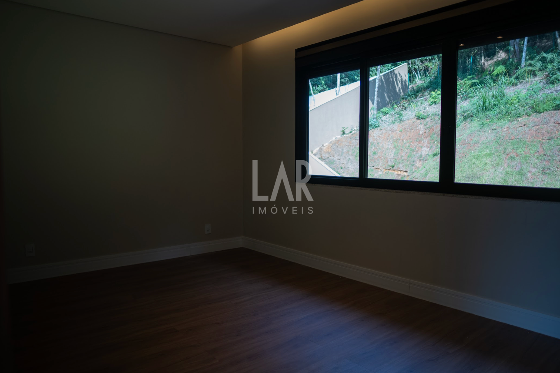 Casa em Condomínio de 5 quartos à venda, Vila Castela2ª Etapa, Nova Lima - MG