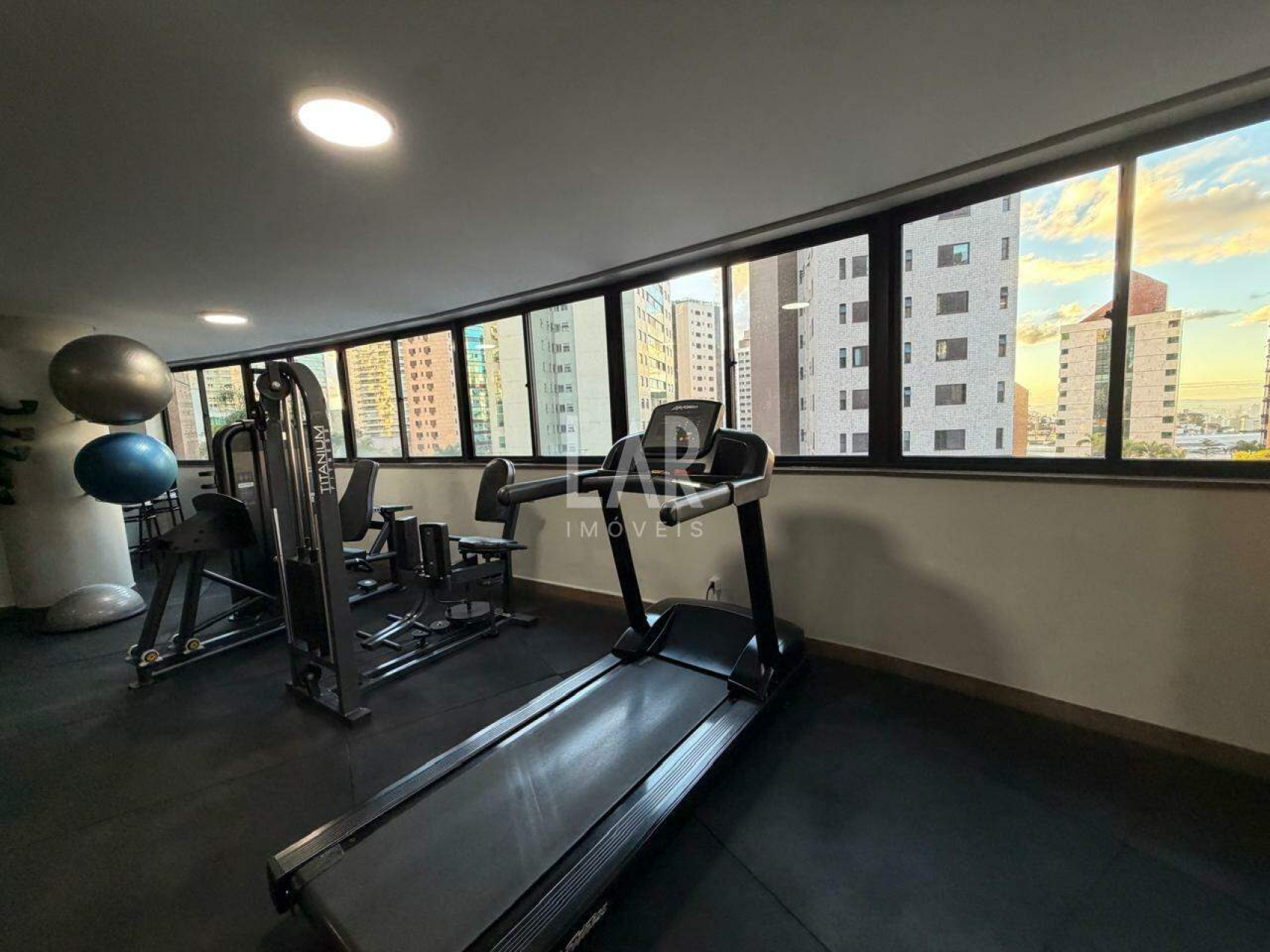 Apartamento de 4 quartos à venda, Belvedere, Belo Horizonte - MG
