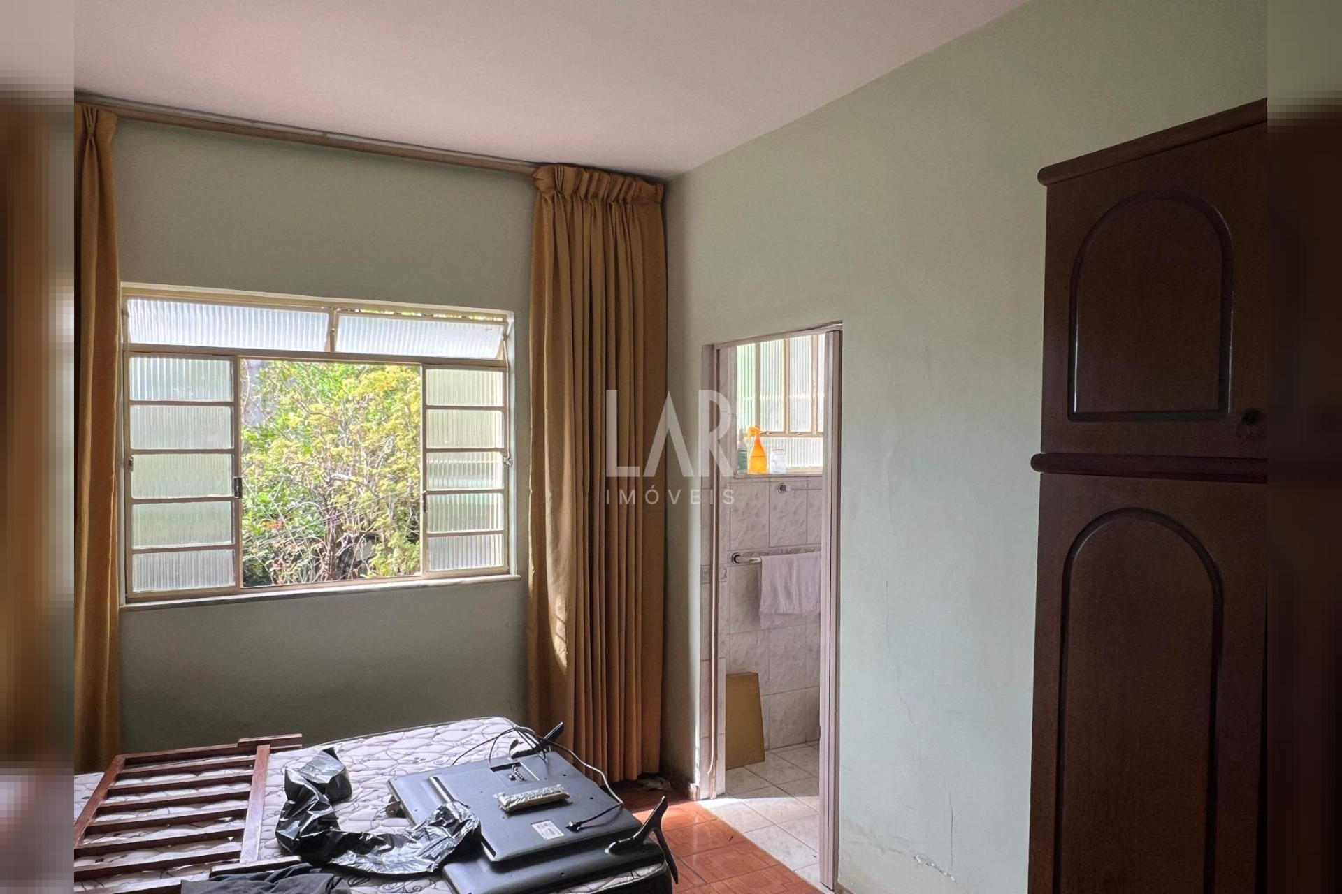 Casa de 4 quartos à venda, Caiçaras, Belo Horizonte - MG