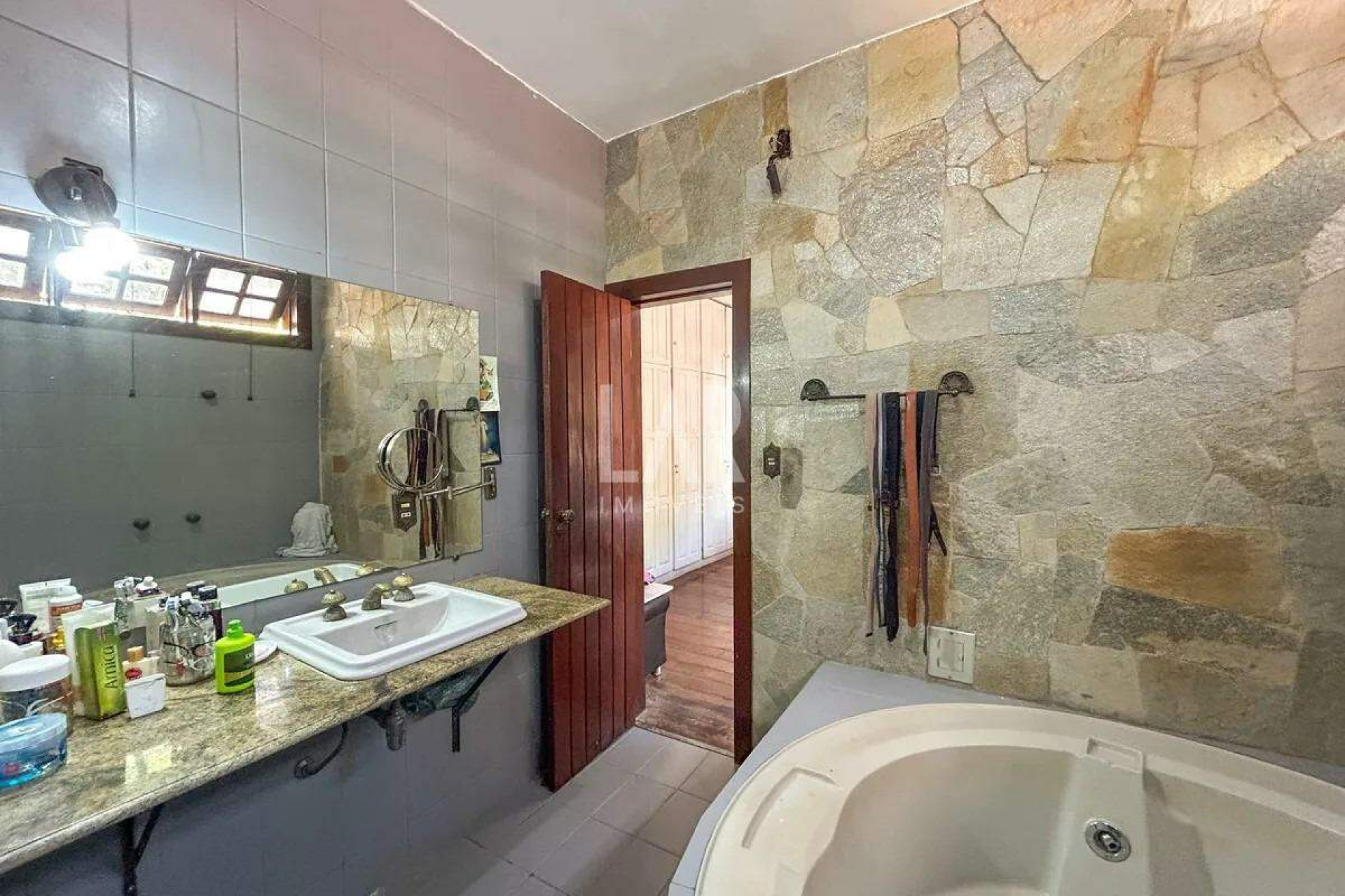Casa de 5 quartos à venda, Itapoã, Belo Horizonte - MG