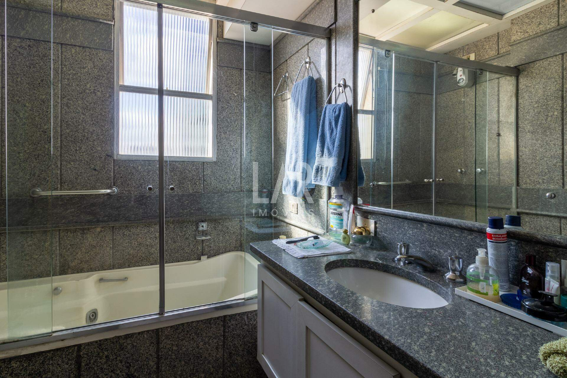 Apartamento de 4 quartos à venda, Lourdes, Belo Horizonte - MG