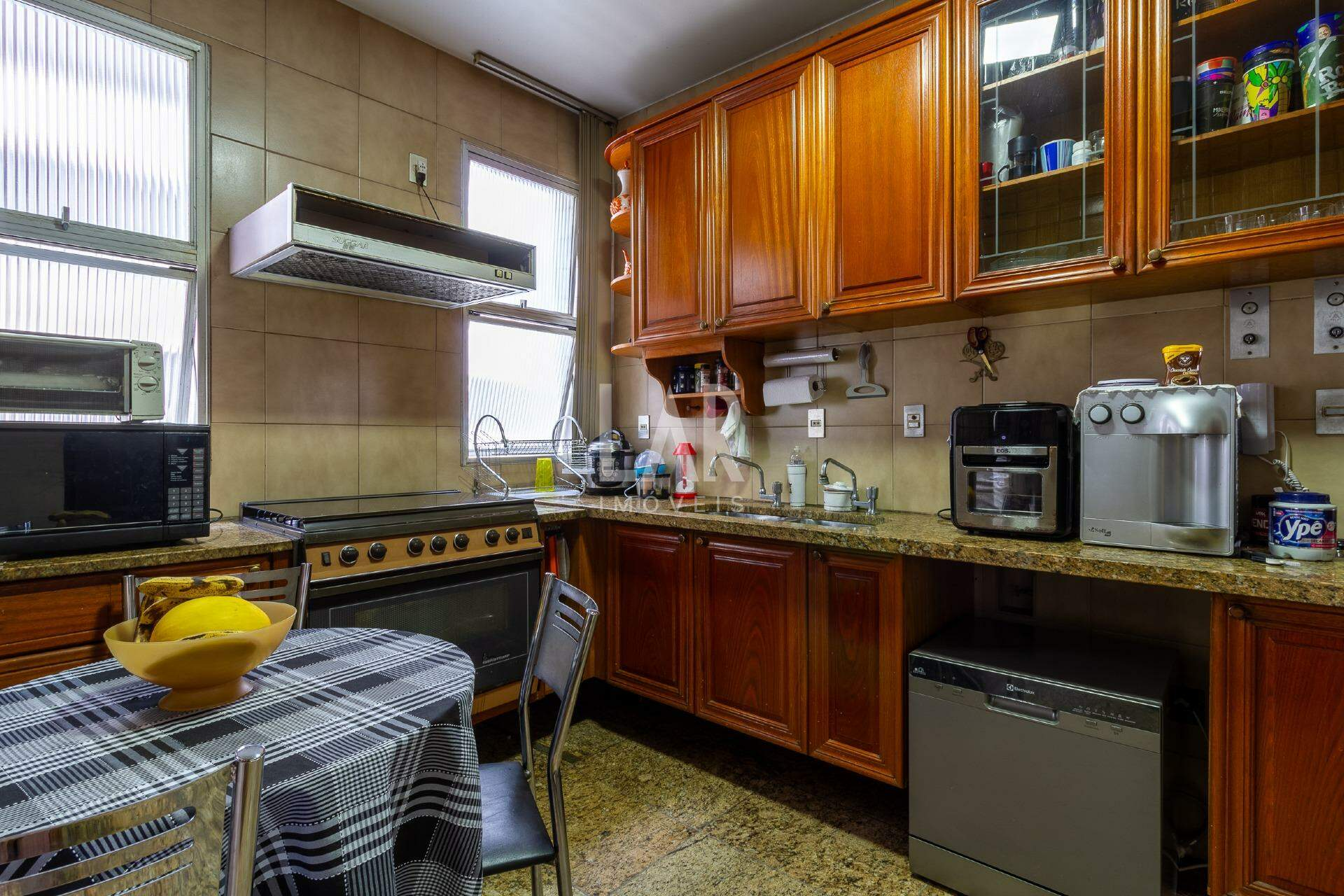 Apartamento de 4 quartos à venda, Lourdes, Belo Horizonte - MG