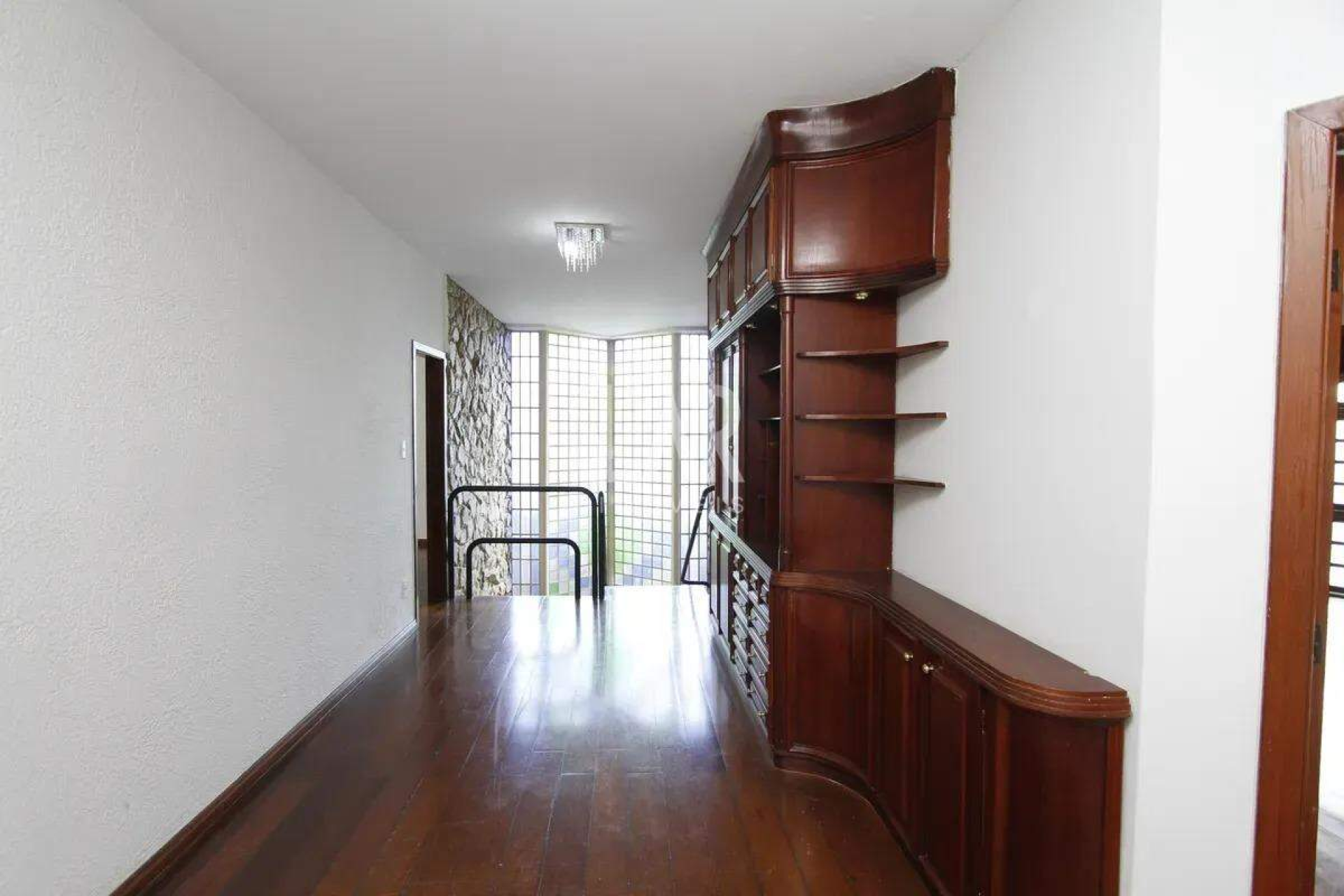Casa de 4 quartos para alugar, Santa Lúcia, Belo Horizonte - MG