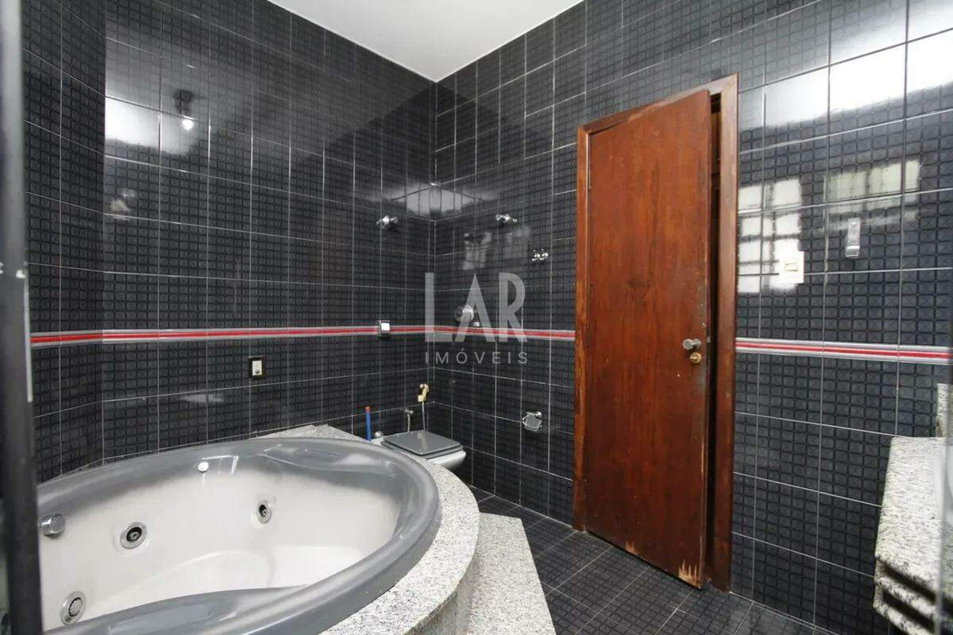 Casa de 4 quartos para alugar, Santa Lúcia, Belo Horizonte - MG