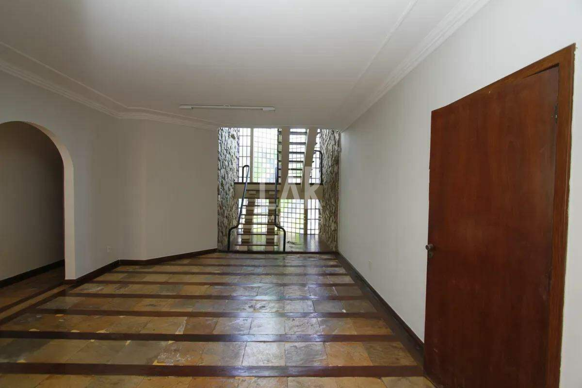 Casa de 4 quartos para alugar, Santa Lúcia, Belo Horizonte - MG