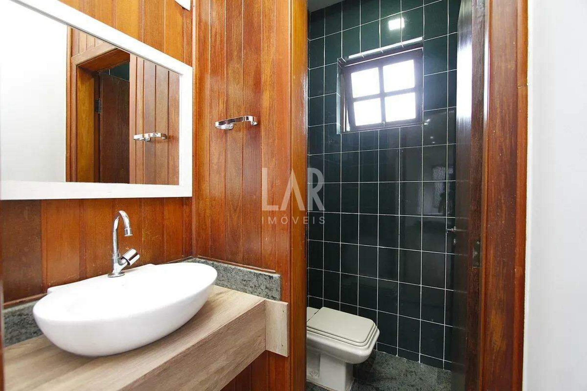 Casa de 4 quartos para alugar, Santa Lúcia, Belo Horizonte - MG