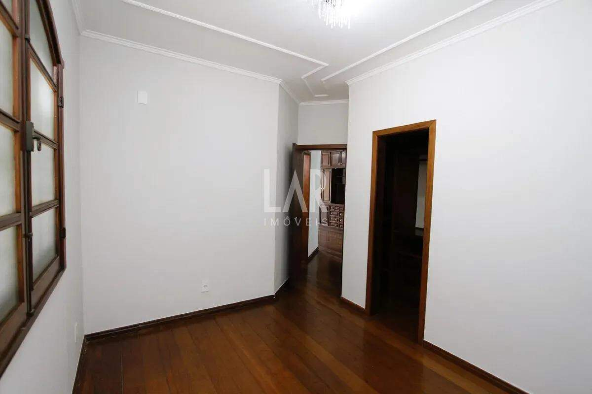 Casa de 4 quartos para alugar, Santa Lúcia, Belo Horizonte - MG