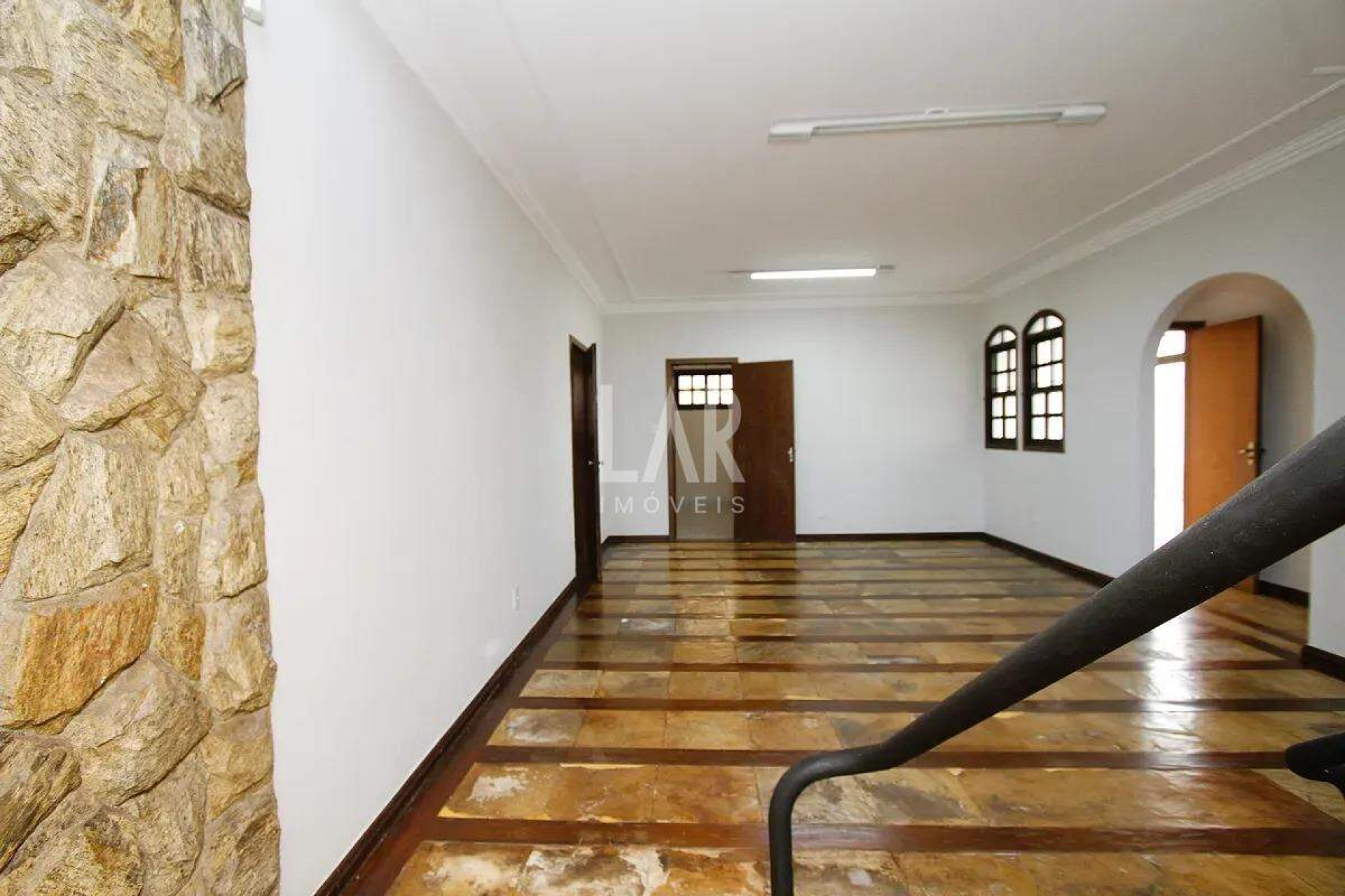 Casa de 4 quartos para alugar, Santa Lúcia, Belo Horizonte - MG