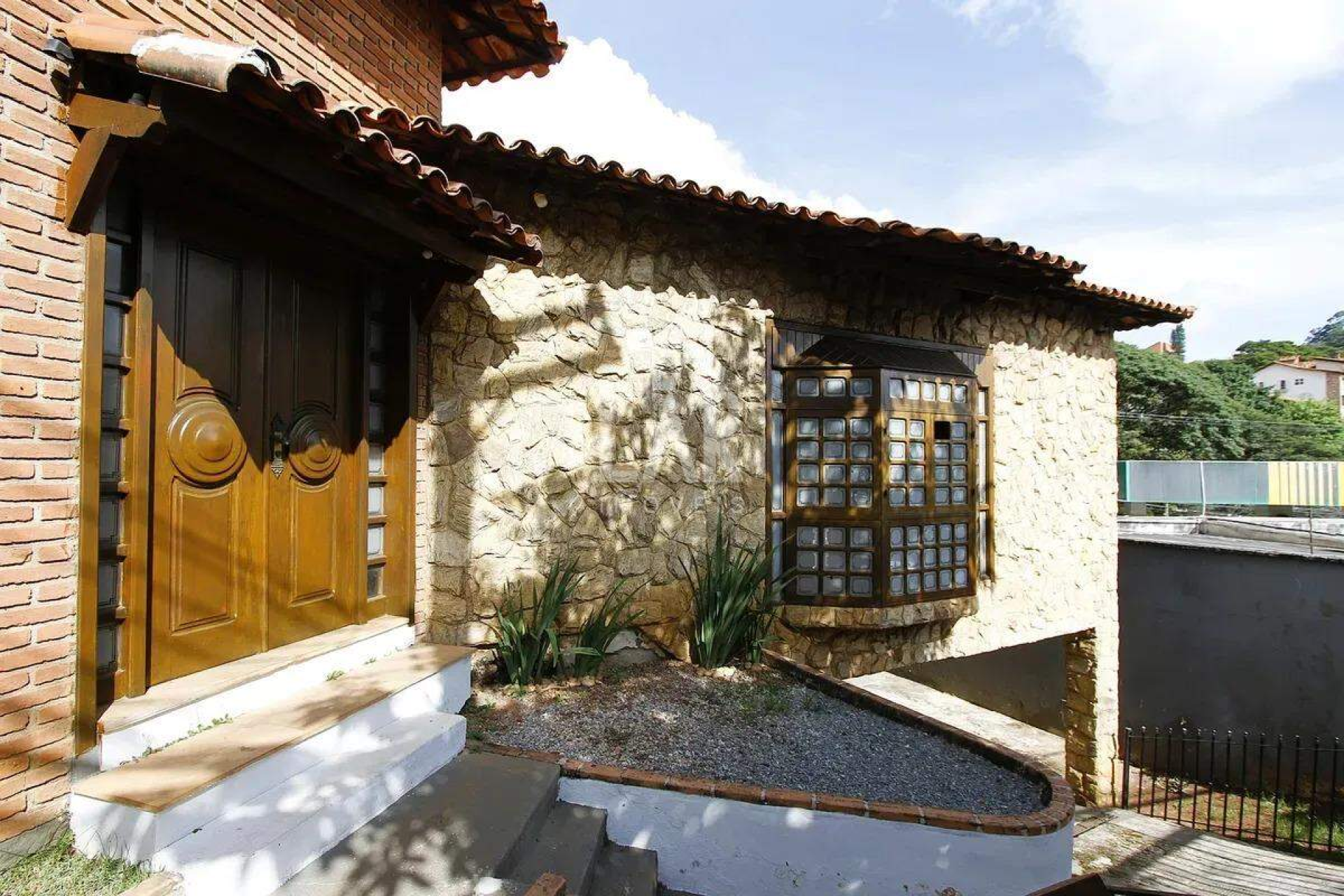 Casa de 4 quartos para alugar, Santa Lúcia, Belo Horizonte - MG