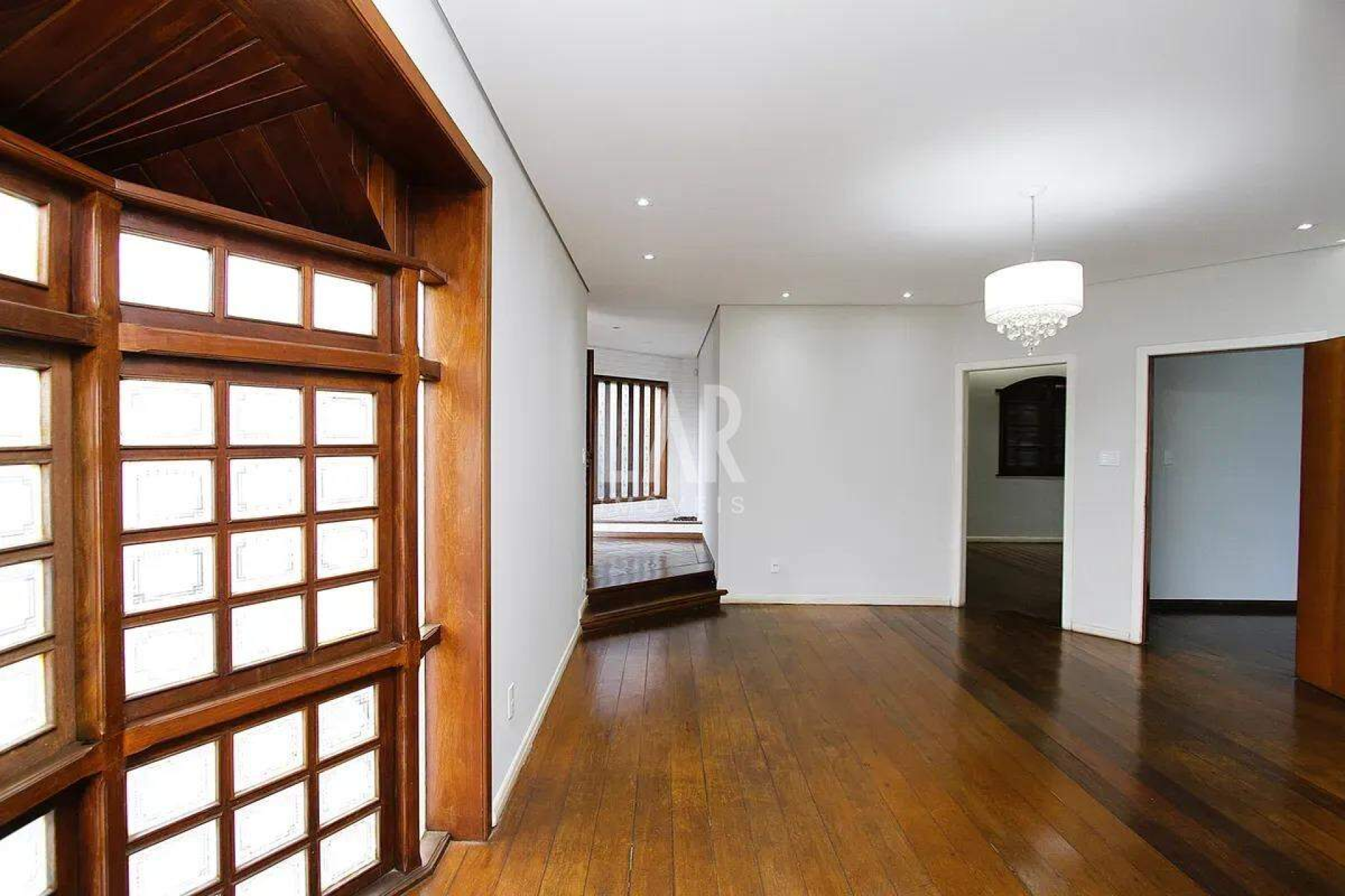 Casa de 4 quartos à venda, Santa Lúcia, Belo Horizonte - MG