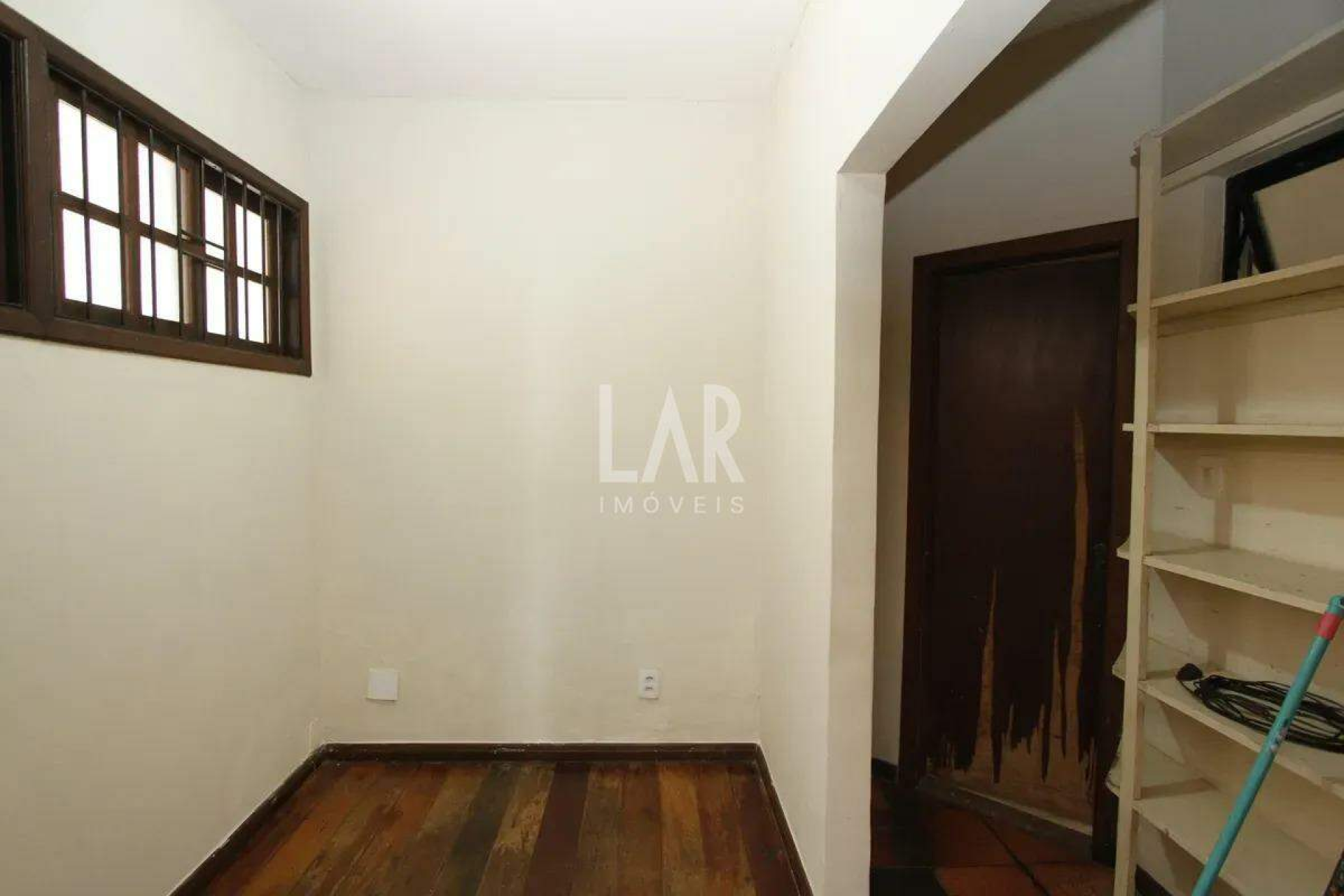 Casa de 4 quartos à venda, Santa Lúcia, Belo Horizonte - MG