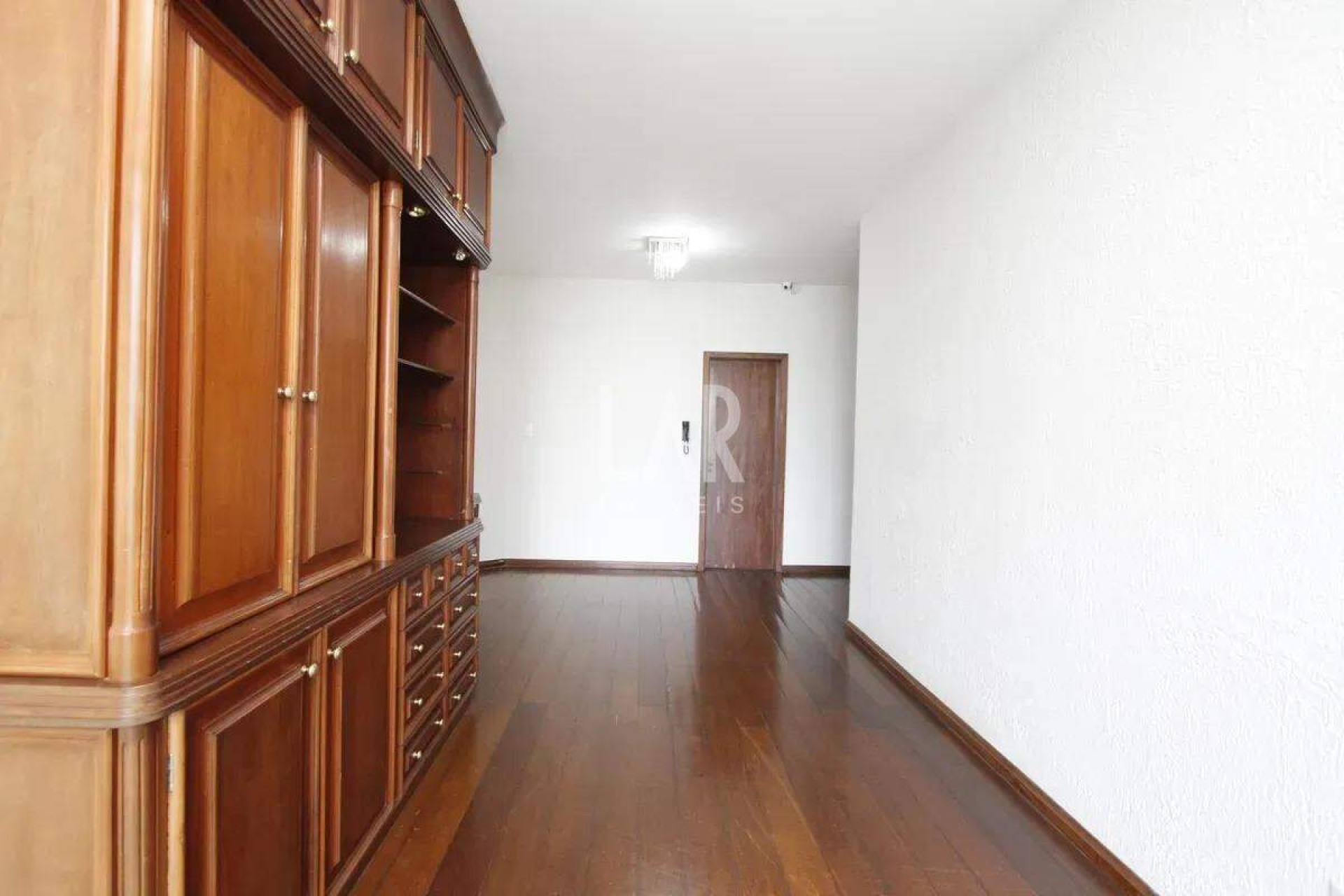 Casa de 4 quartos à venda, Santa Lúcia, Belo Horizonte - MG