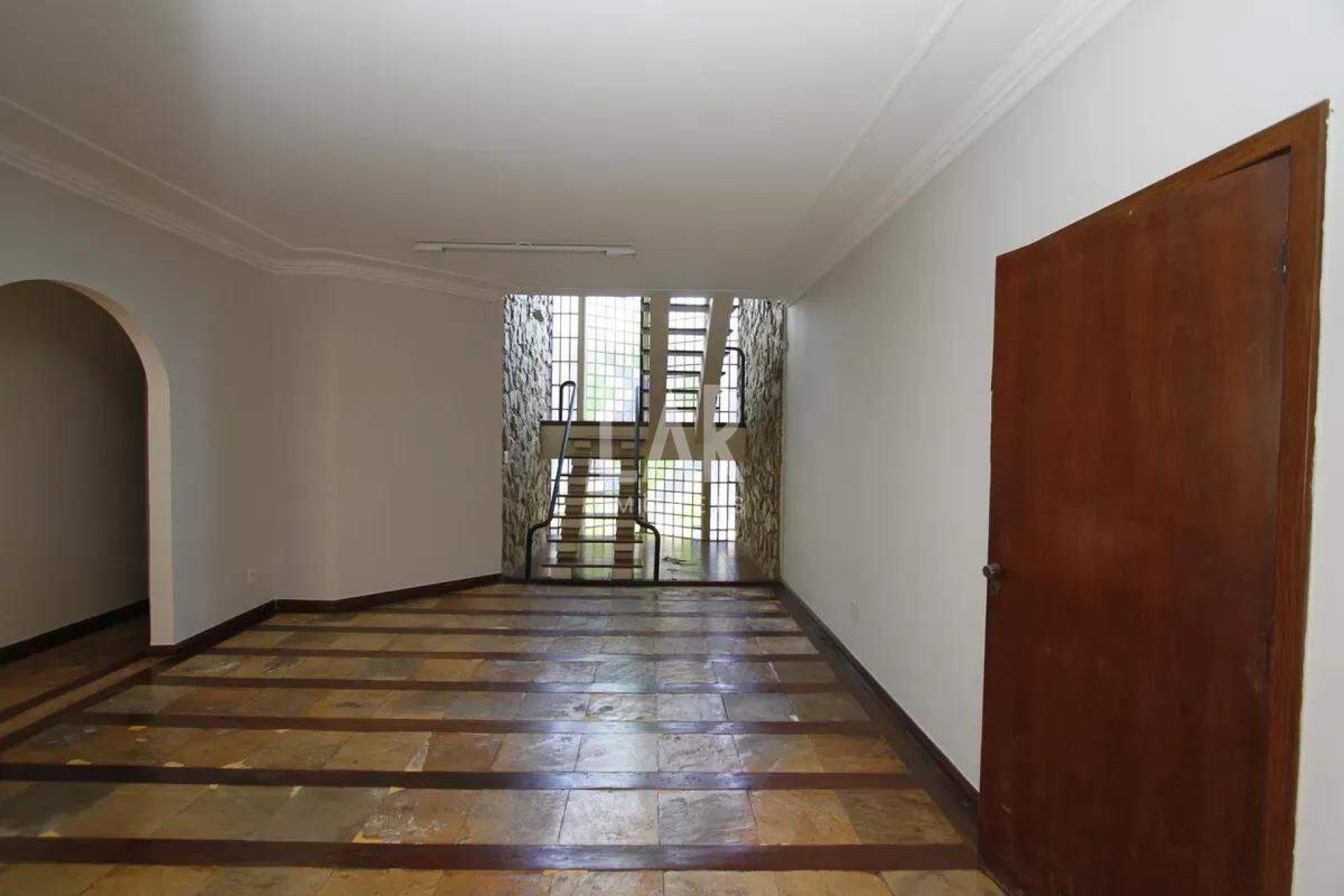 Casa de 4 quartos à venda, Santa Lúcia, Belo Horizonte - MG