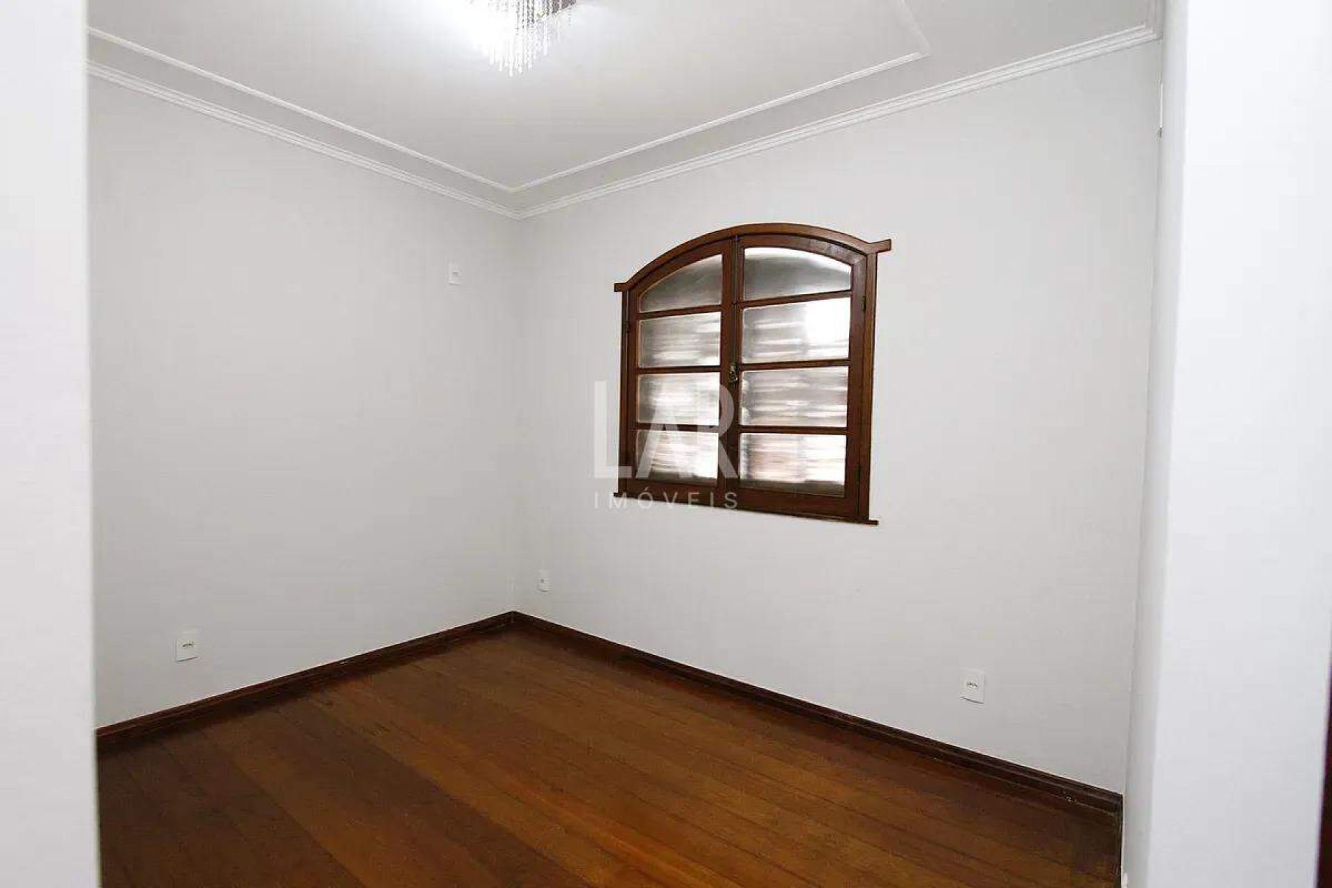 Casa de 4 quartos à venda, Santa Lúcia, Belo Horizonte - MG