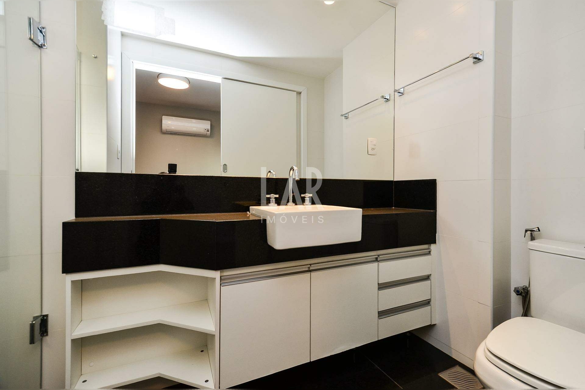Apartamento de 3 quartos para alugar, Lourdes, Belo Horizonte - MG