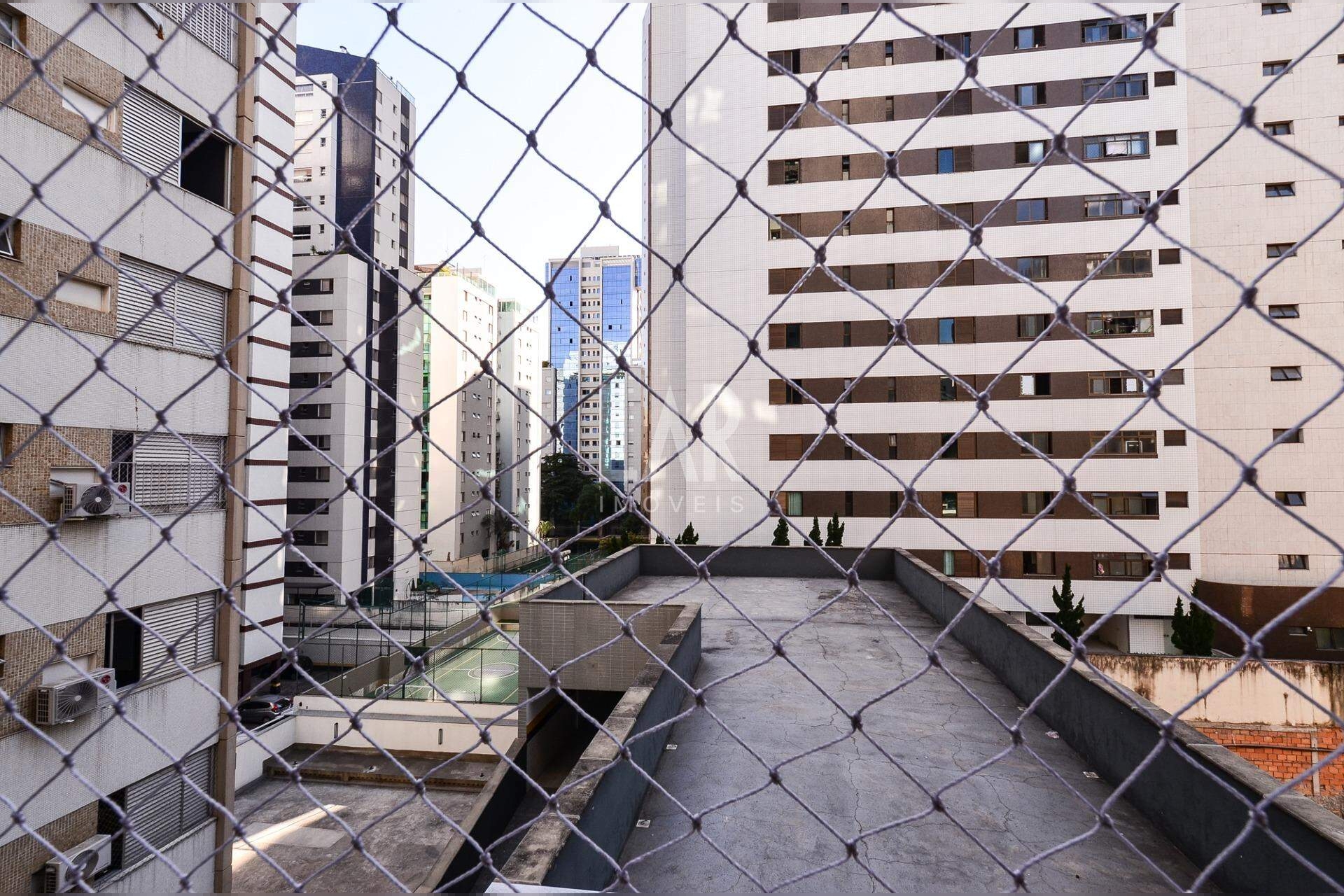 Apartamento de 3 quartos para alugar, Lourdes, Belo Horizonte - MG