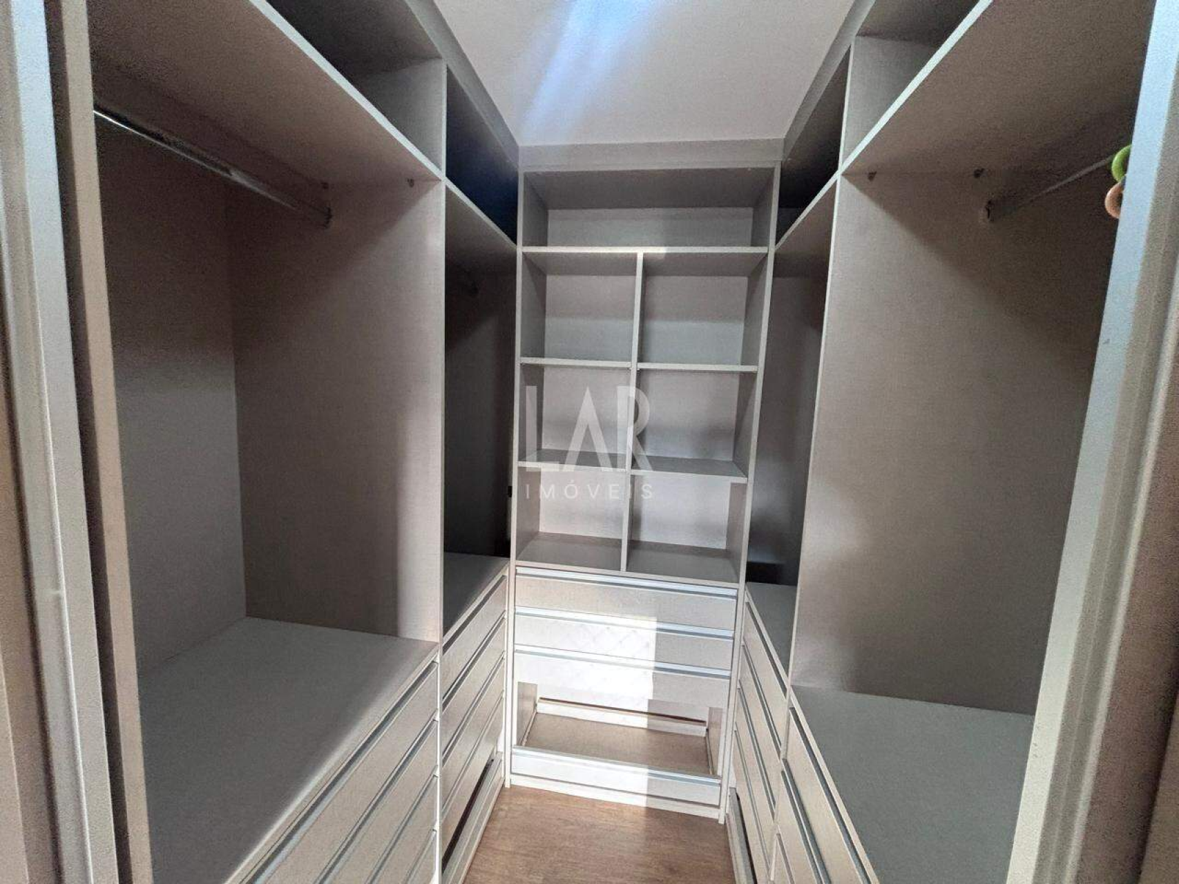 Apartamento de 3 quartos para alugar, Vila da Serra, Nova Lima - MG