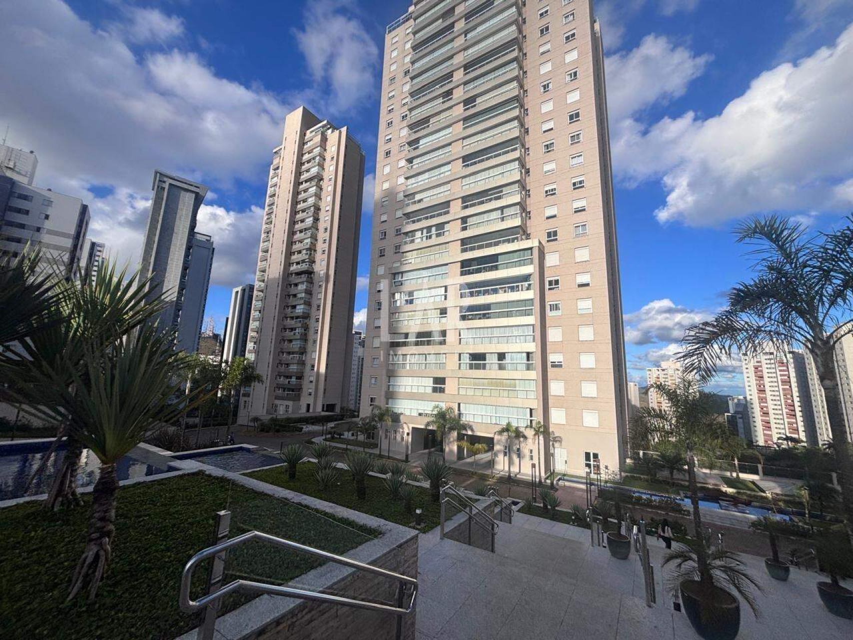 Apartamento de 3 quartos para alugar, Vila da Serra, Nova Lima - MG