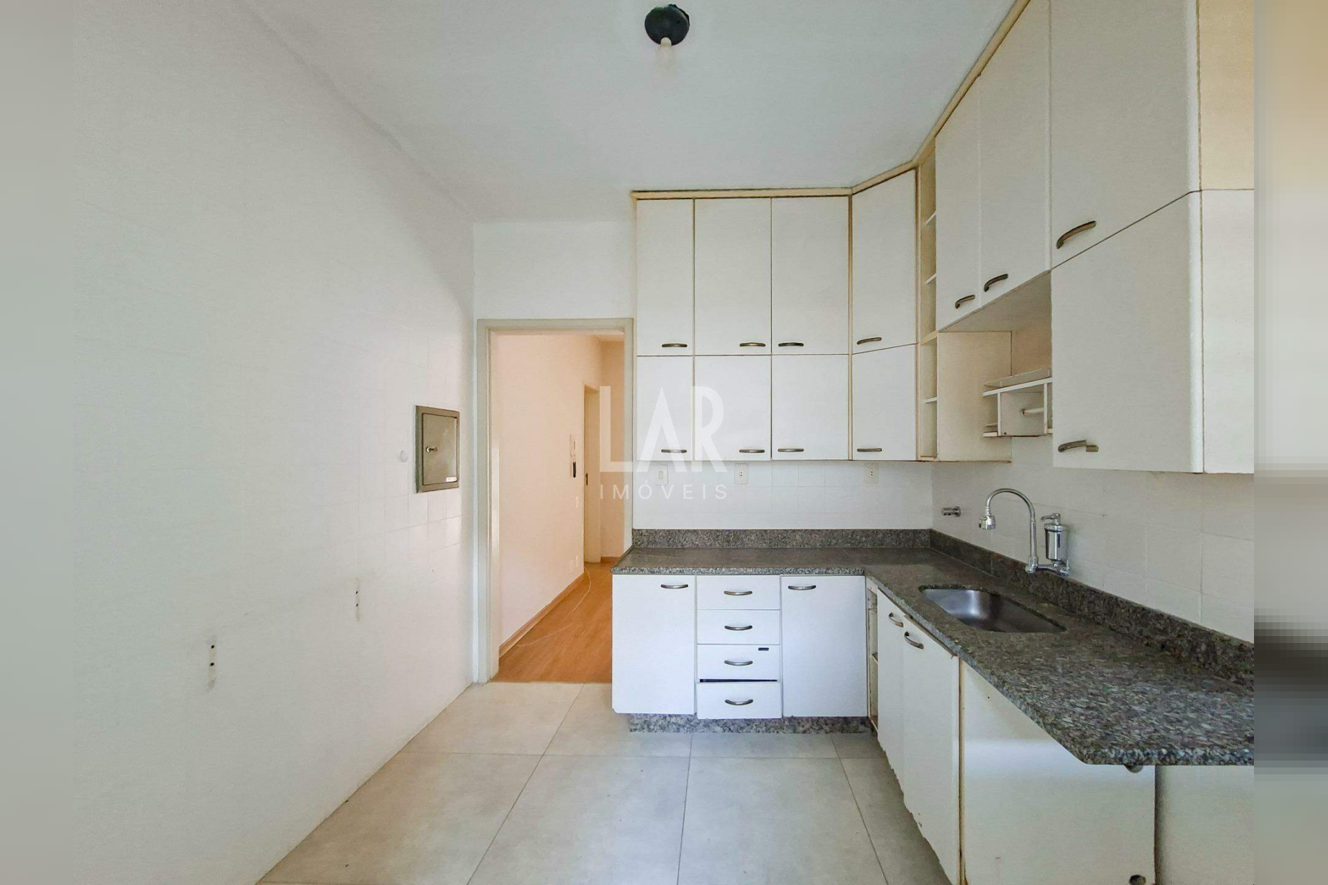 Apartamento de 3 quartos para alugar, Santa Lúcia, Belo Horizonte - MG