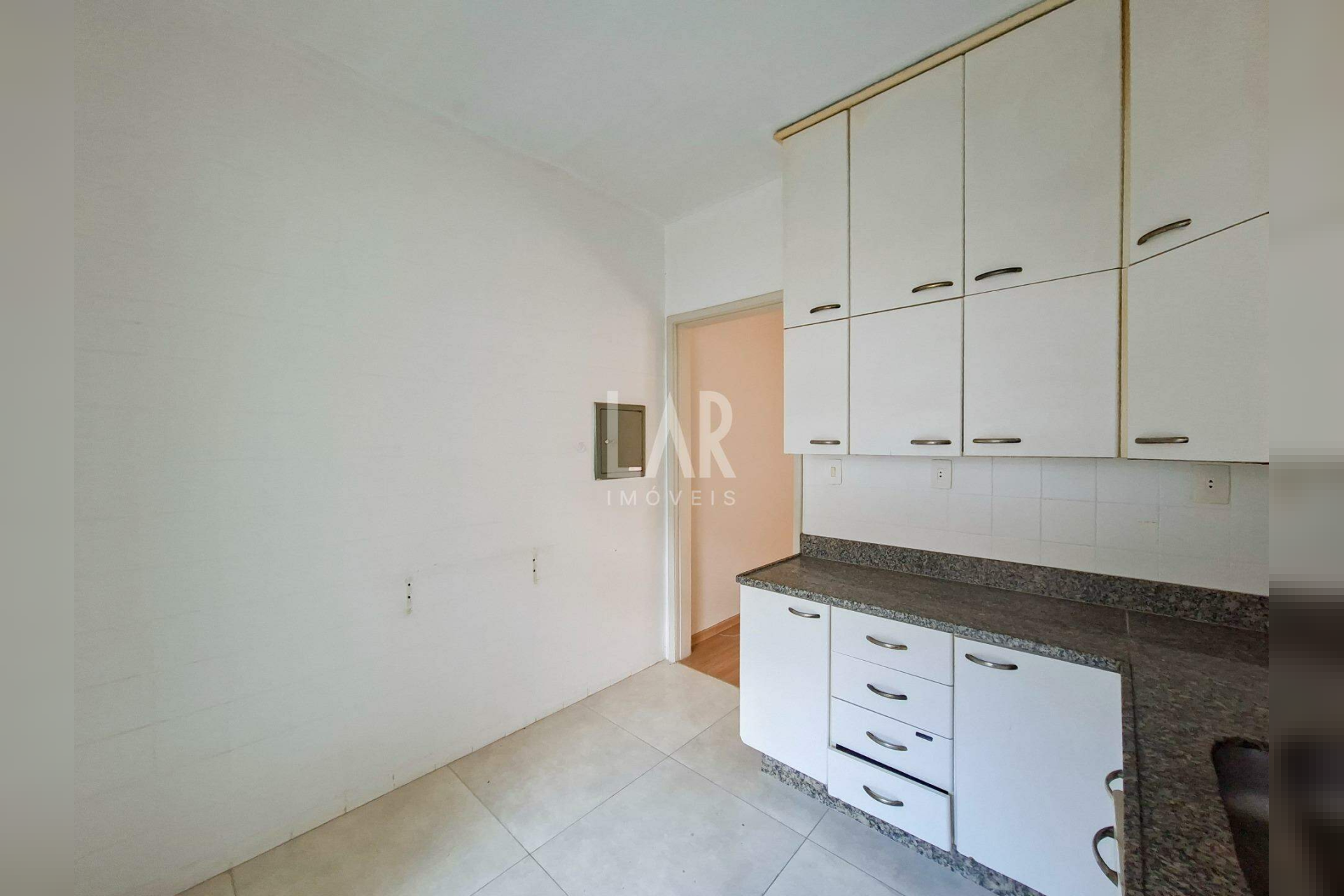 Apartamento de 3 quartos para alugar, Santa Lúcia, Belo Horizonte - MG