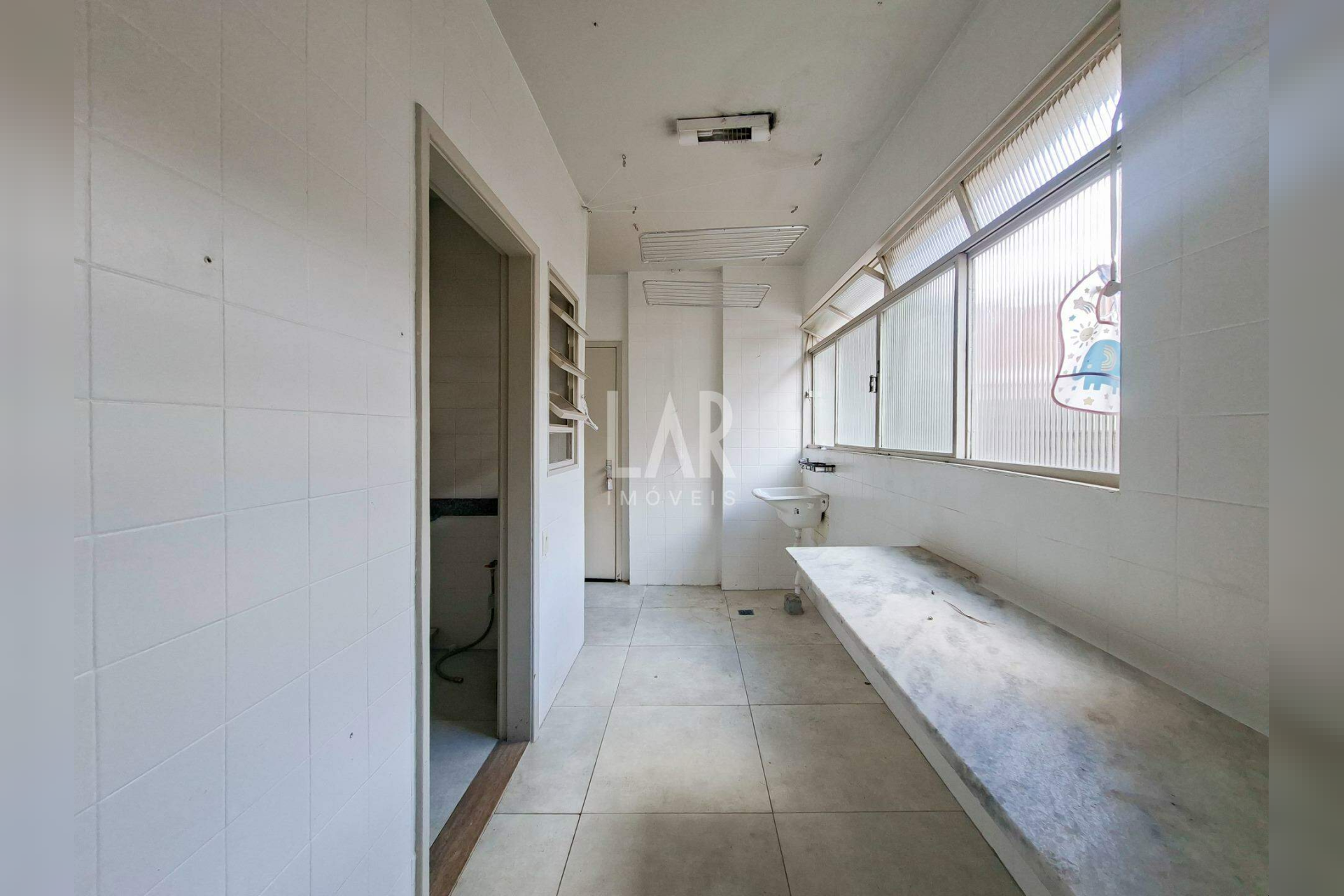 Apartamento de 3 quartos para alugar, Santa Lúcia, Belo Horizonte - MG