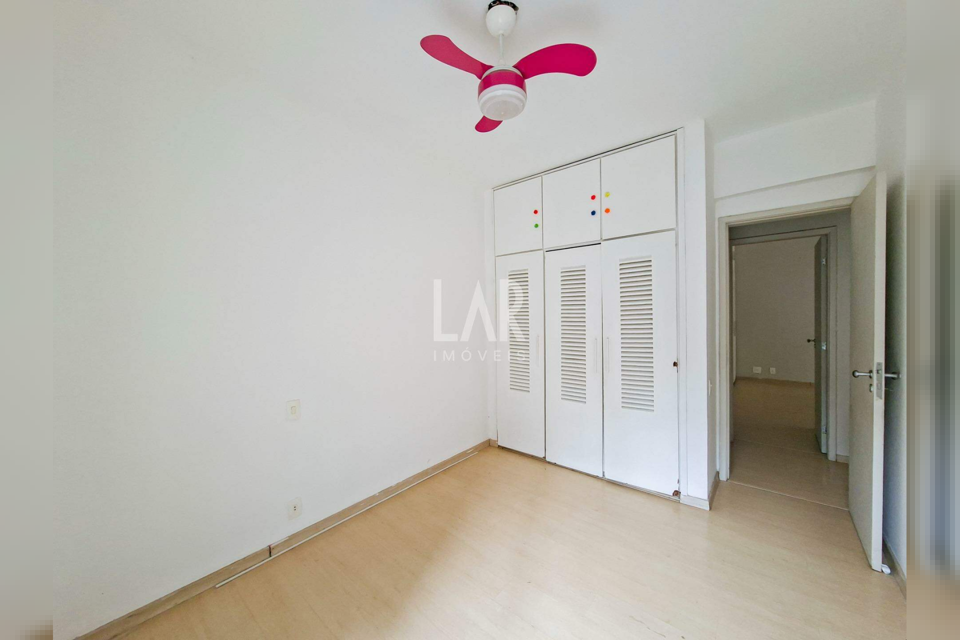 Apartamento de 3 quartos para alugar, Santa Lúcia, Belo Horizonte - MG