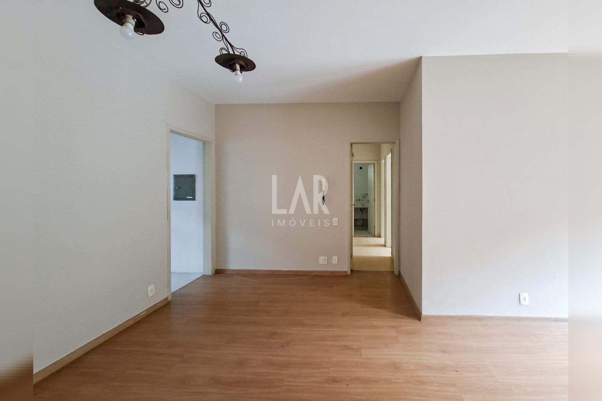 Apartamento de 3 quartos para alugar, Santa Lúcia, Belo Horizonte - MG