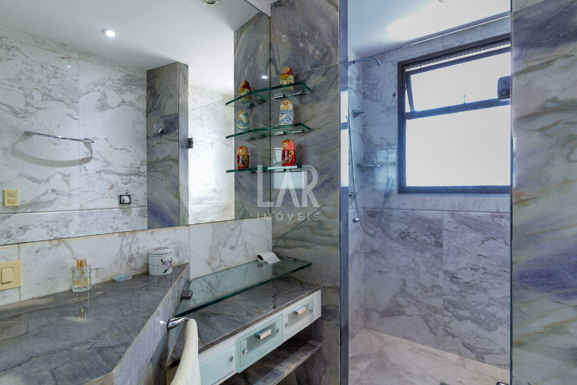 Apartamento de 4 quartos à venda, Belvedere, Belo Horizonte - MG