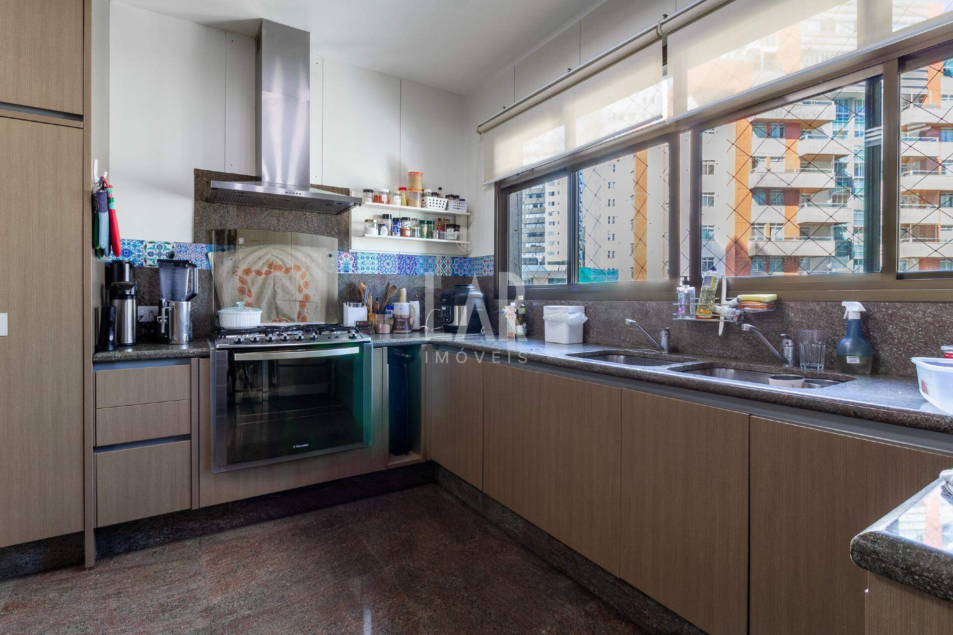 Apartamento de 4 quartos à venda, Belvedere, Belo Horizonte - MG