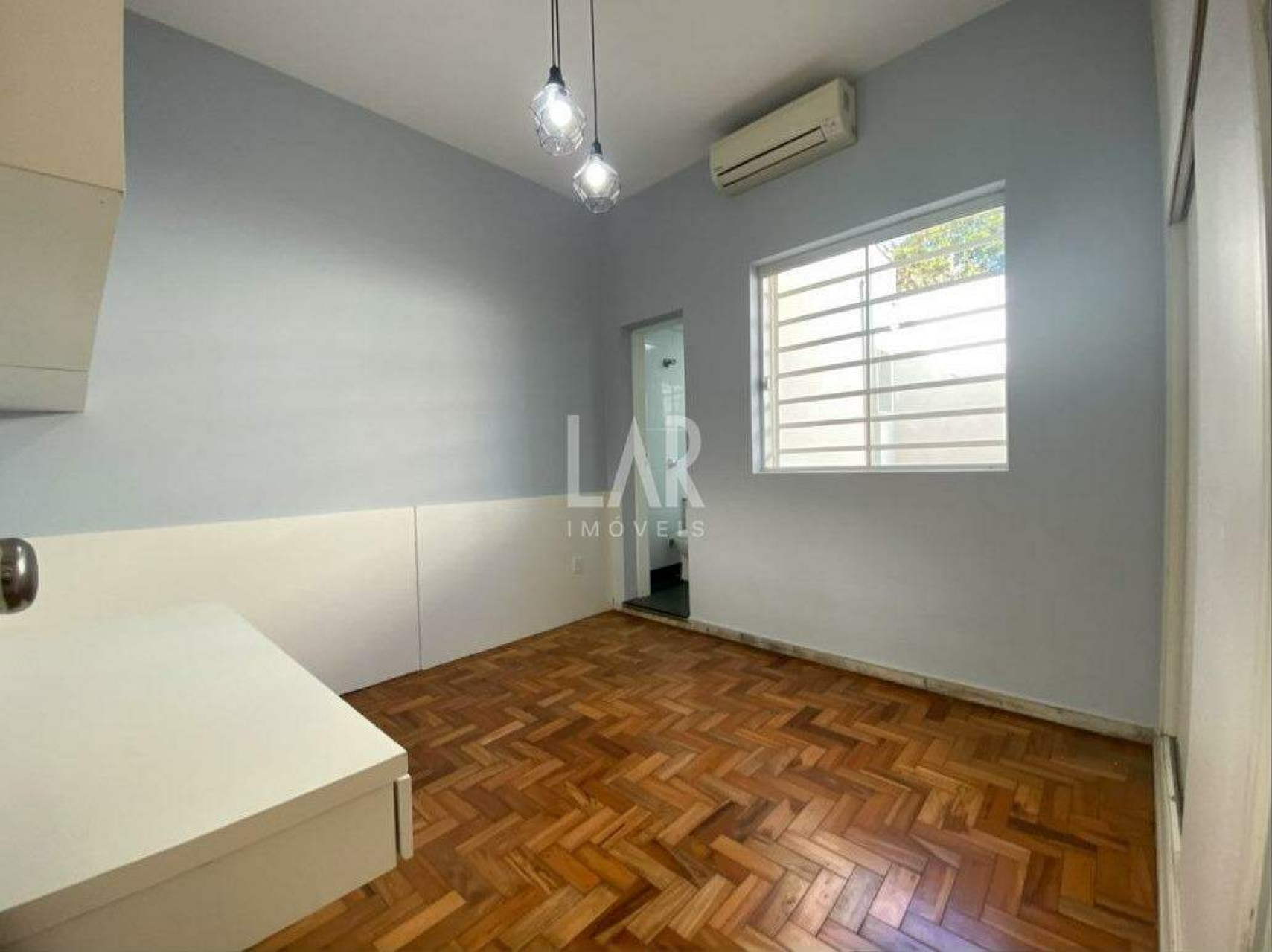 Casa de 4 quartos à venda, Anchieta, Belo Horizonte - MG